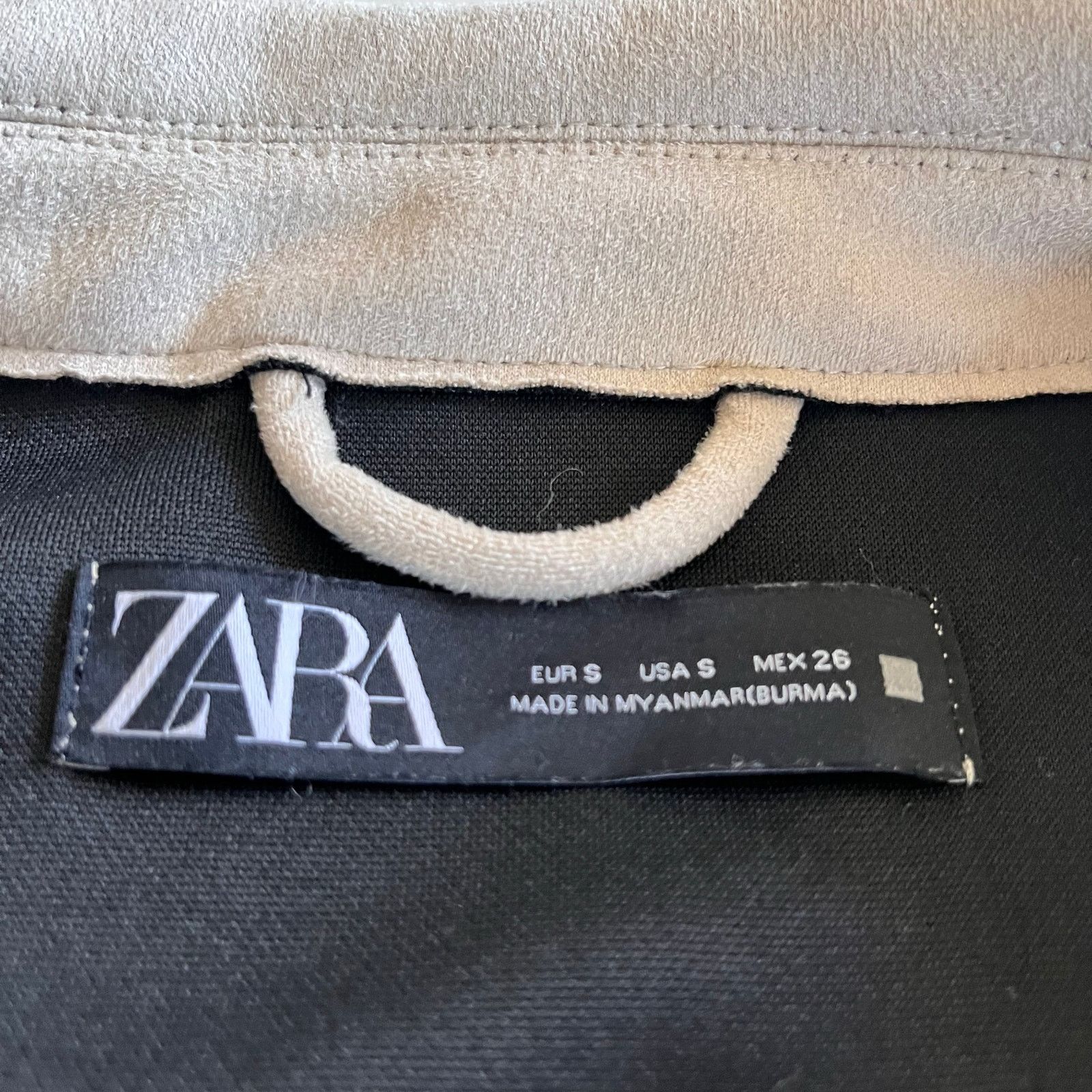 Zara Zara Beige Faux Suede Button Front Jacket Size Small Size S / US 4 / IT 40 - 2 Thumbnail