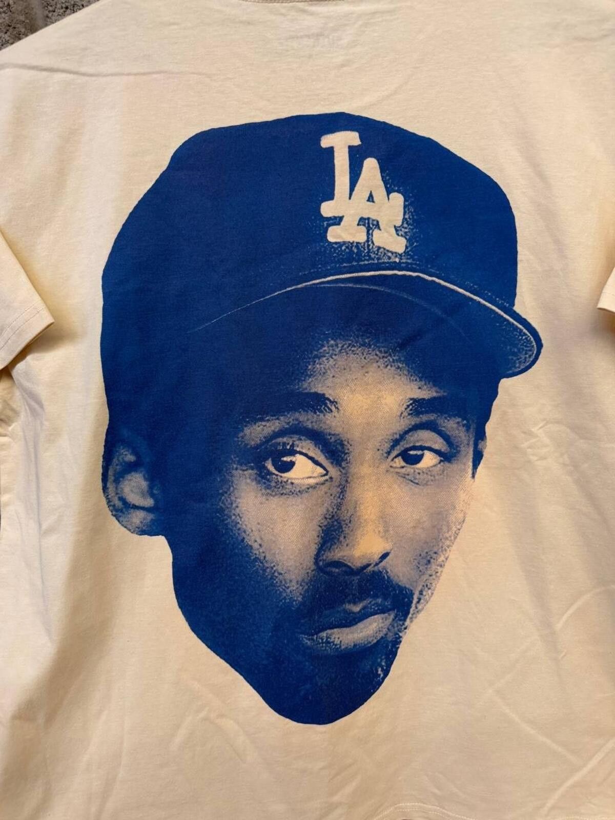 Chase Authentics Y2K Kobe Bryant #8 LA Dodgers T-Shirt Cream Lakers Size L Size ONE SIZE - 3 Thumbnail