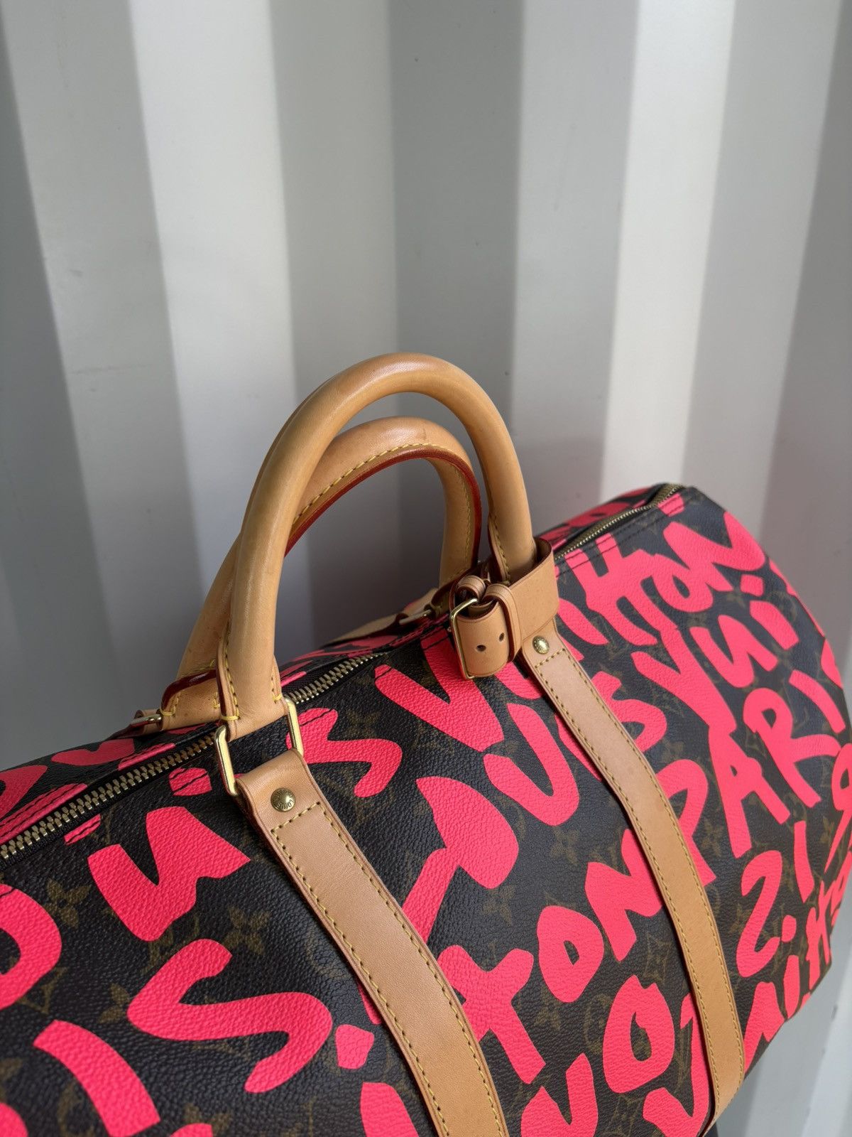 Louis Vuitton Keepall 50 Monogram Graffiti Bag Fuschia Size ONE SIZE - 3 Thumbnail