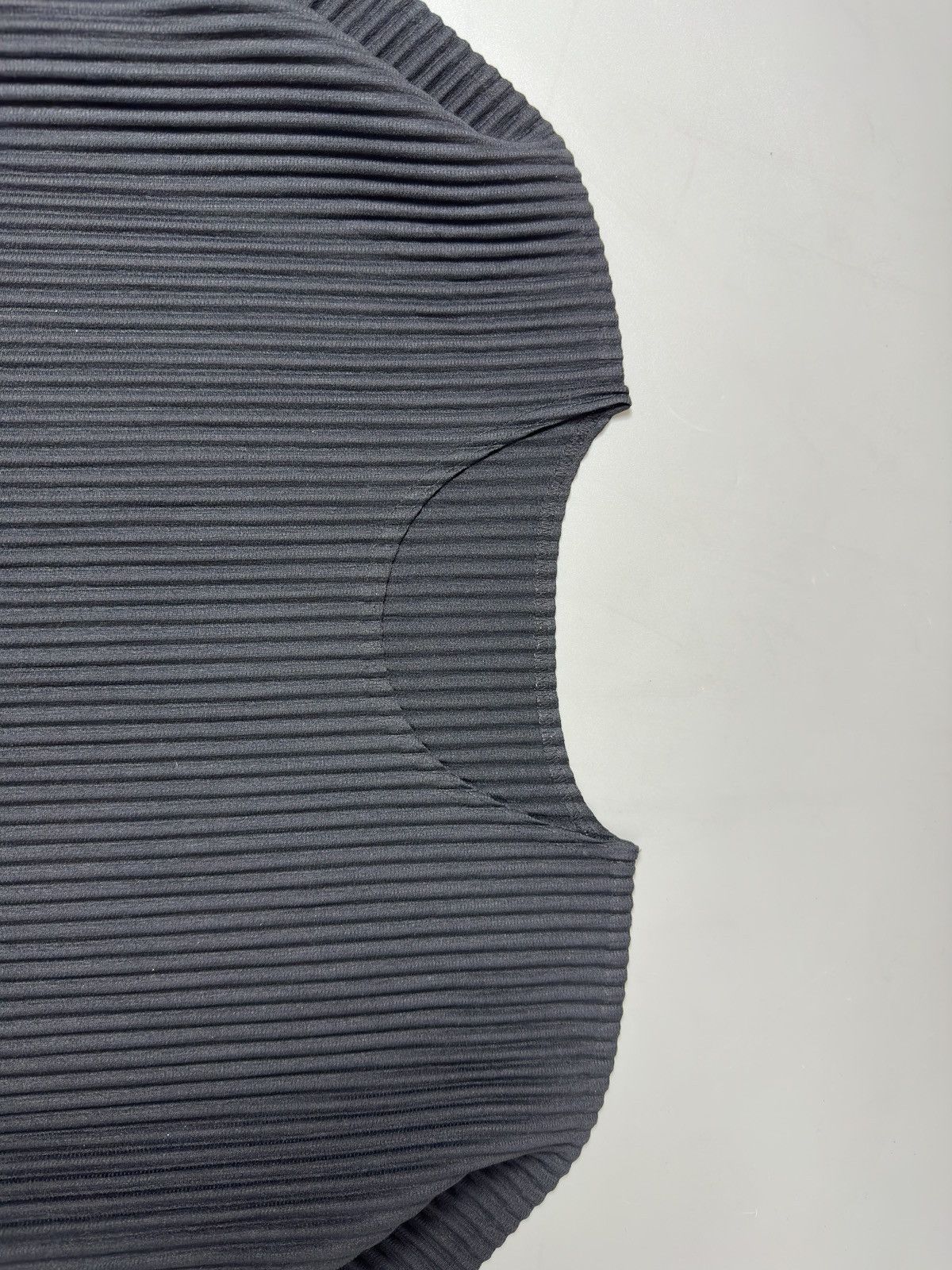 Homme Plisse Issey Miyake Homme plisse/Issey Miyake — Oversized Pleated Shirt Size US M / EU 48-50 / 2 - 4 Thumbnail
