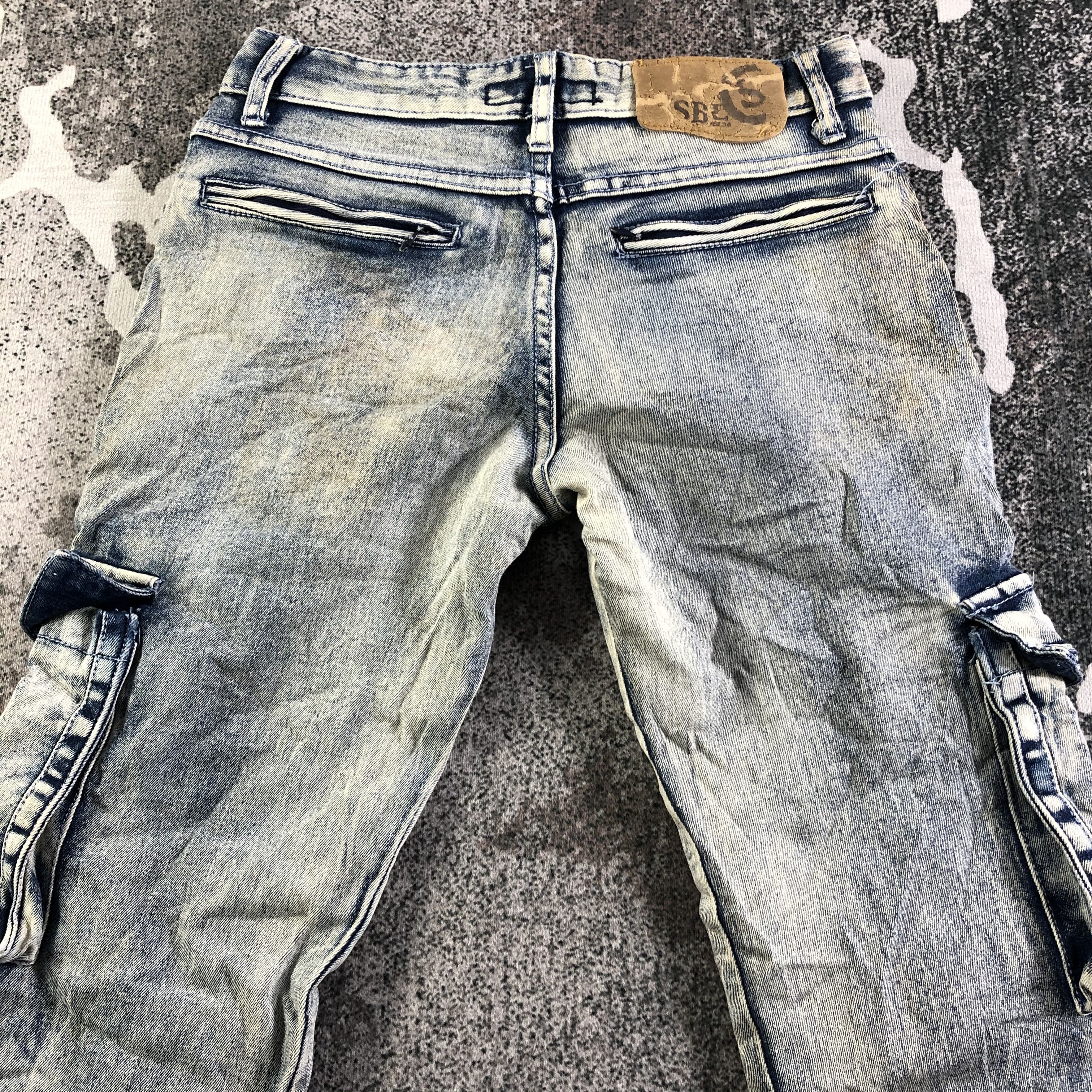 Japanese Brand Vintage Japanese Cargo Jeans Dirty Wash Denim KJ3058 Size US 27 - 4 Thumbnail