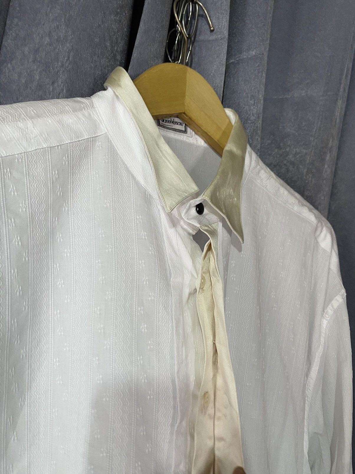 Versace Gianni versace Hidden Button shirt Size US L / EU 52-54 / 3 - 2 Thumbnail