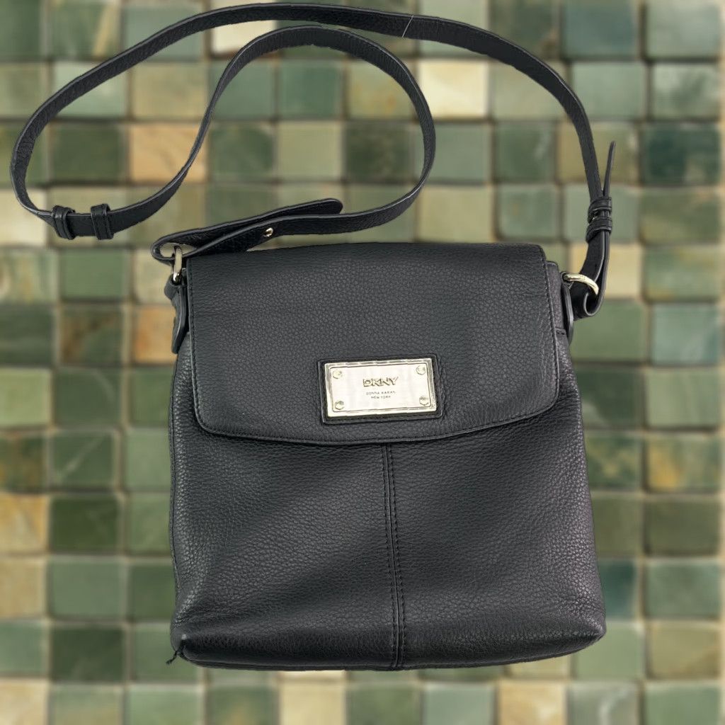 Dkny Leather Crossbody Bag Purse Small Black 90's Classic Chic Womens