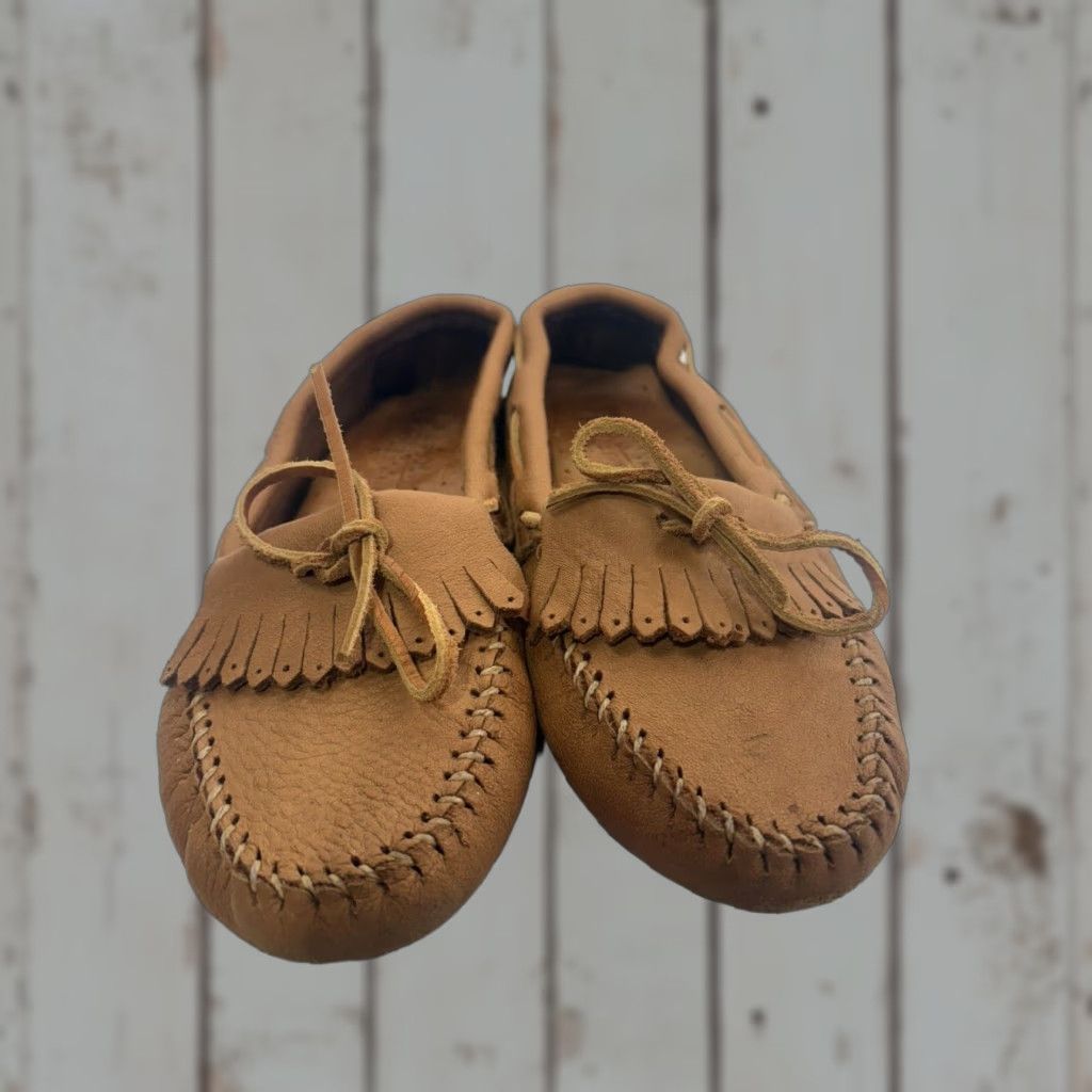 Minnetonka Minnetonka Brown Leather Moccasins Women Size 6 Comfort Casual Bohemian Size US 6 / IT 36 - 1 Thumbnail