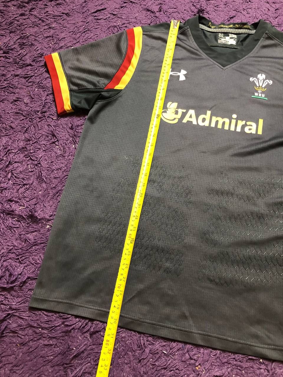 Under Armour WRU Wales Away Rugby Union Under Armour Shirt Jersey Size US XL / EU 56 / 4 - 11 Thumbnail
