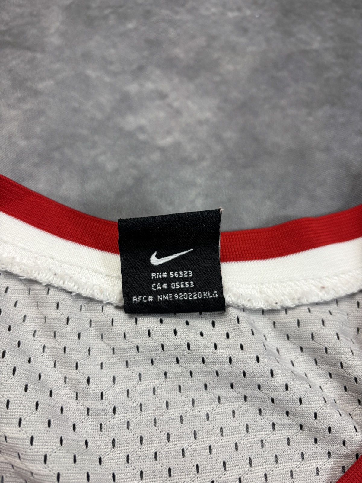 Nike Vintage Portland Trailblazers Jersey 2000s NBA Randolph Gray Size US L / EU 52-54 / 3 - 8 Thumbnail