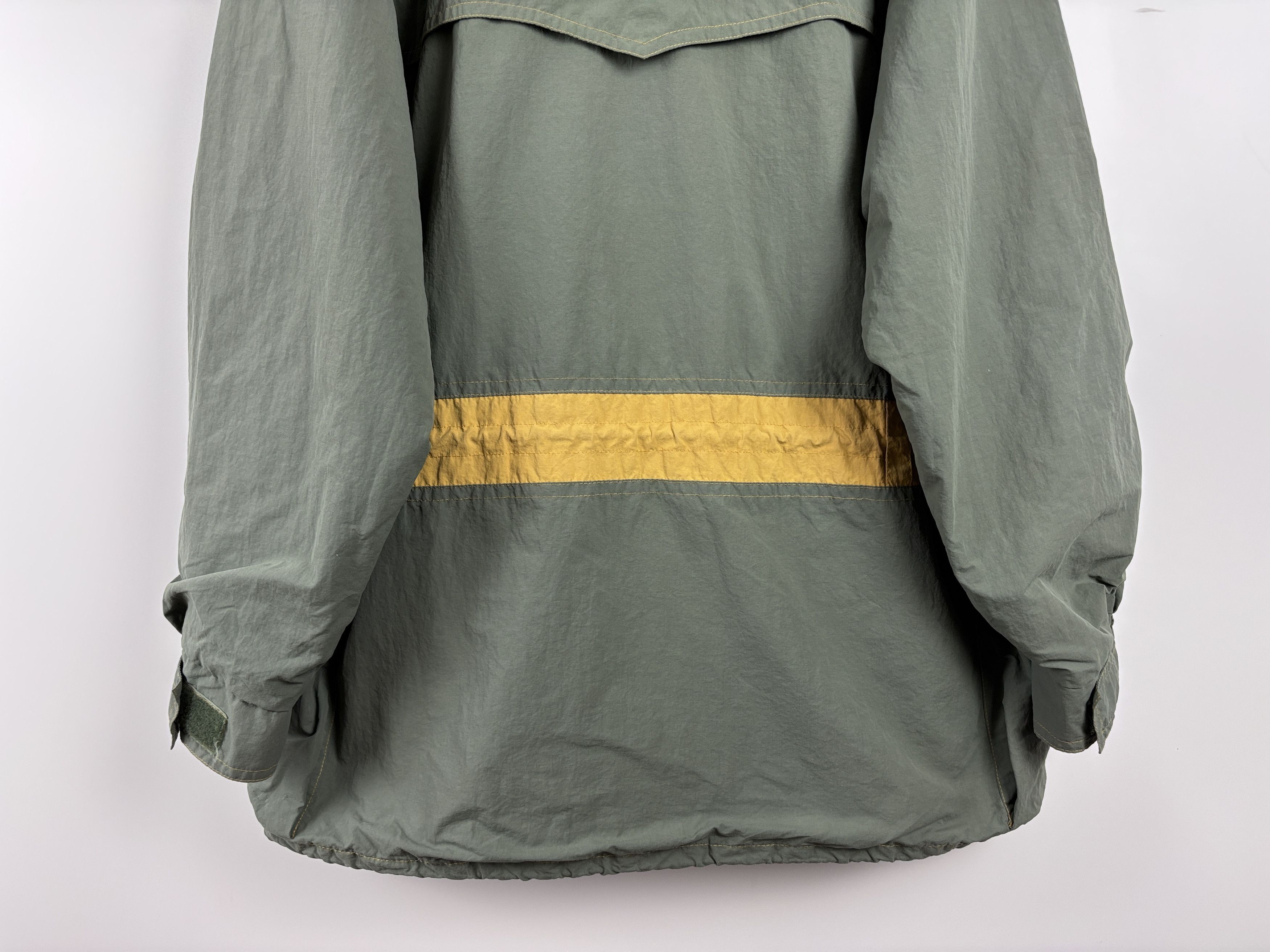 Fjallraven × Vintage Vintage 80s Fjallraven Zip Hooded Jacket Khaki Yellow Size L Size US L / EU 52-54 / 3 - 8 Thumbnail