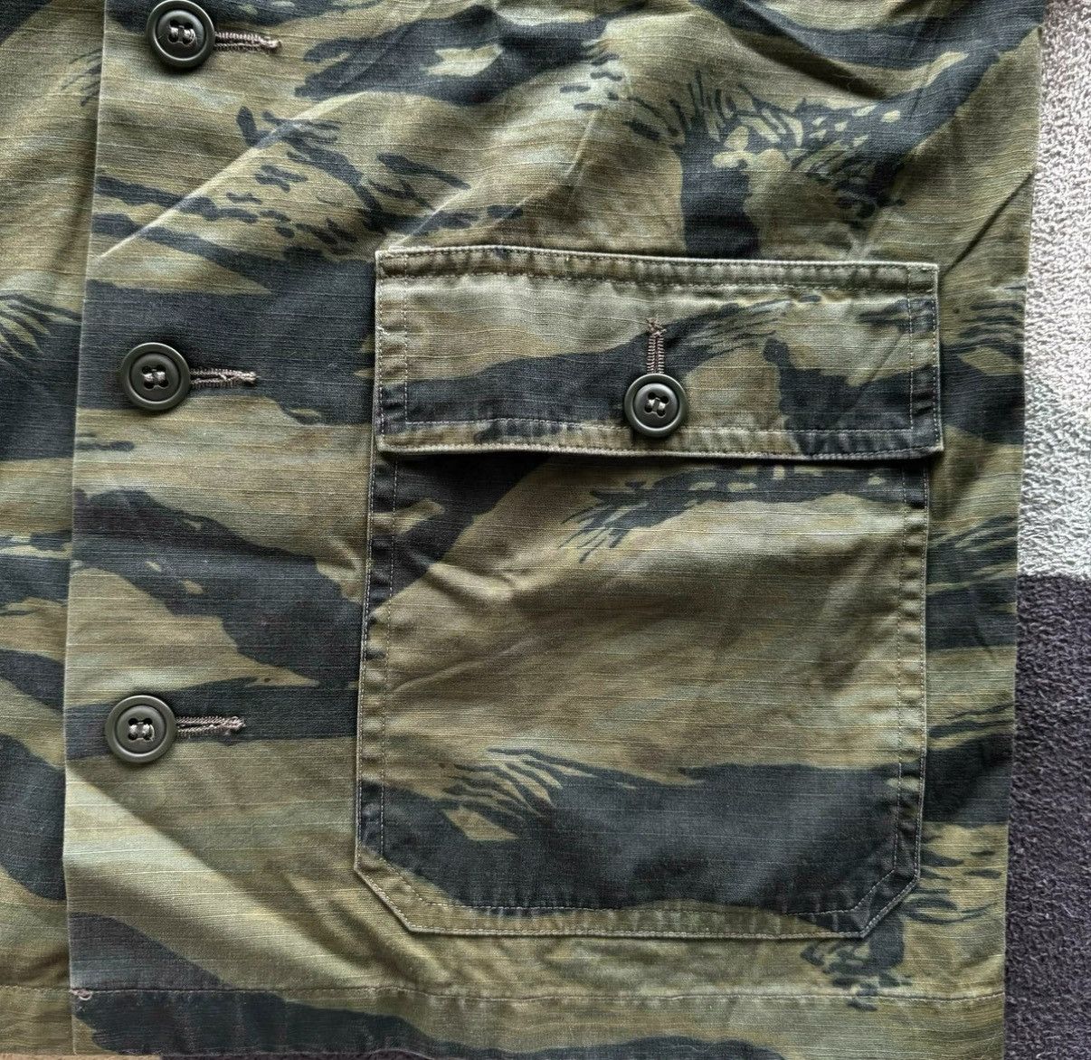 RRL Ralph Lauren RRL Ralph Lauren Double RL Tiger Camo Short Sleeve Shirt K22 Size US S / EU 44-46 / 1 - 4 Thumbnail