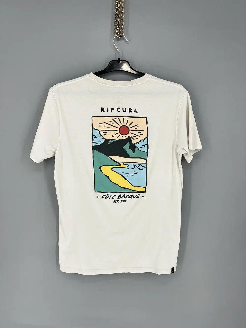 Rip Curl Vintage Rip Curl Surfing Australian Serfwear T-Shirt Size US M / EU 48-50 / 2 - 1 Thumbnail