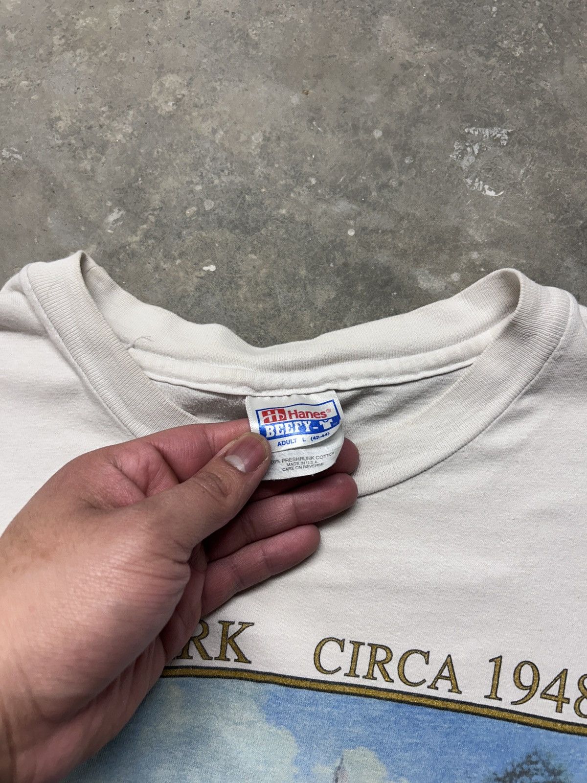 Hanes Vintage 90’s Winter Park Circa 1948 Portrait Art T-Shirt Size US L / EU 52-54 / 3 - 3 Thumbnail