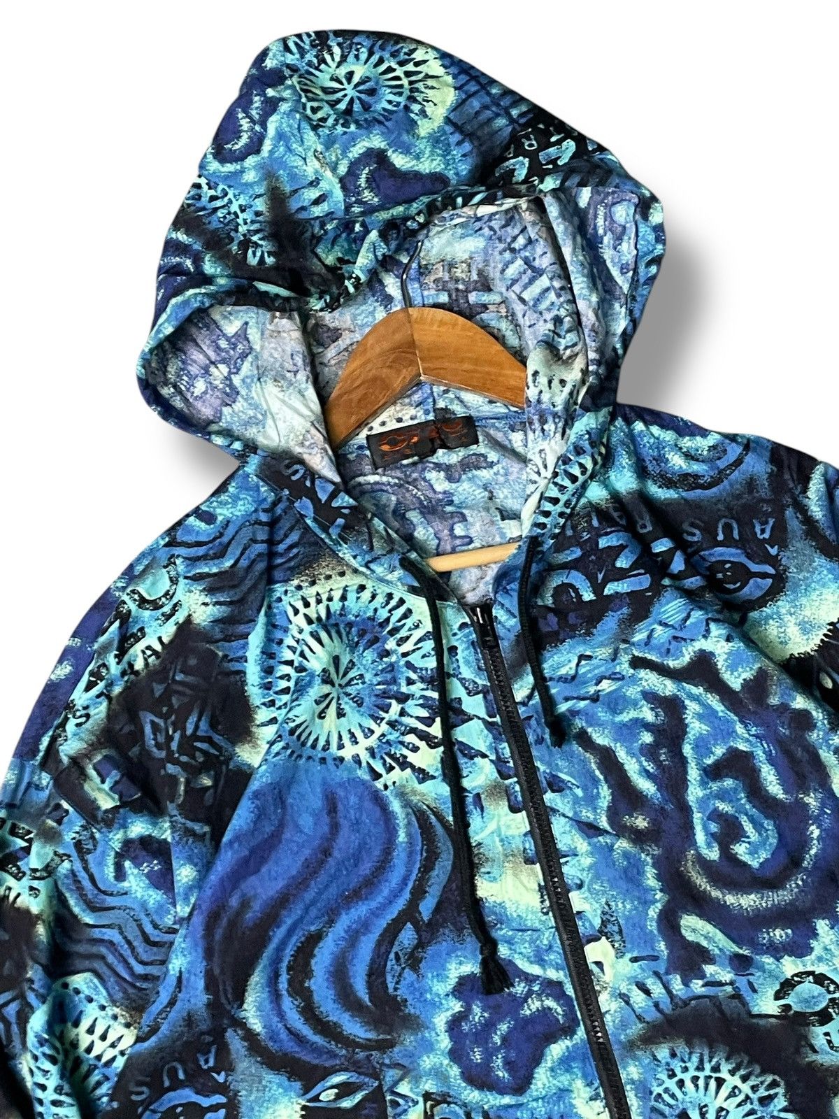 Japanese Brand × Vintage Vintage OZZY Australia Full-print Hoodies (74) Size US L / EU 52-54 / 3 - 6 Thumbnail