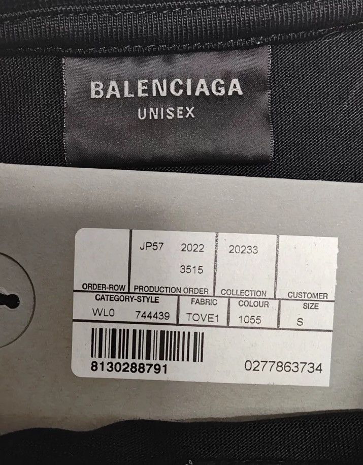 Balenciaga Balenciaga 23fw distressed short sleeves2412-Nextarrow Size US S / EU 44-46 / 1 - 5 Thumbnail
