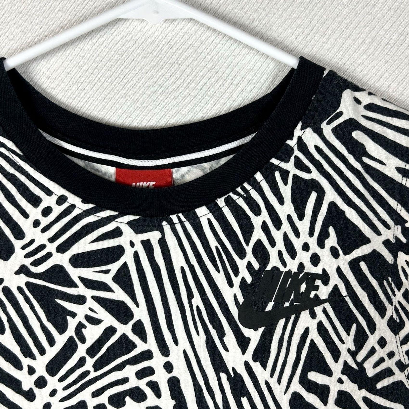 Nike Nike Sleeveless Tank Top Shirt Womens XS Black White Abstract Casual Top Cotton Size S / US 4 / IT 40 - 2 Thumbnail