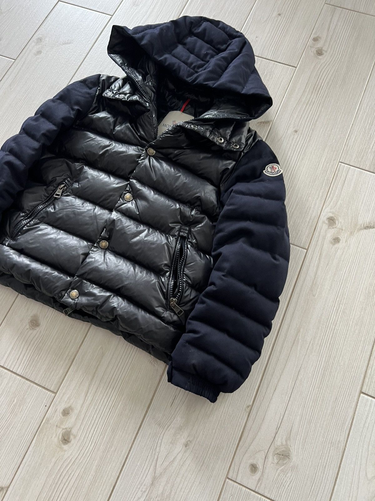 Moncler Moncler Womens Down Puffer Jacket XXS Luxury Designer Size XXS / US 00 / IT 34 - 4 Thumbnail