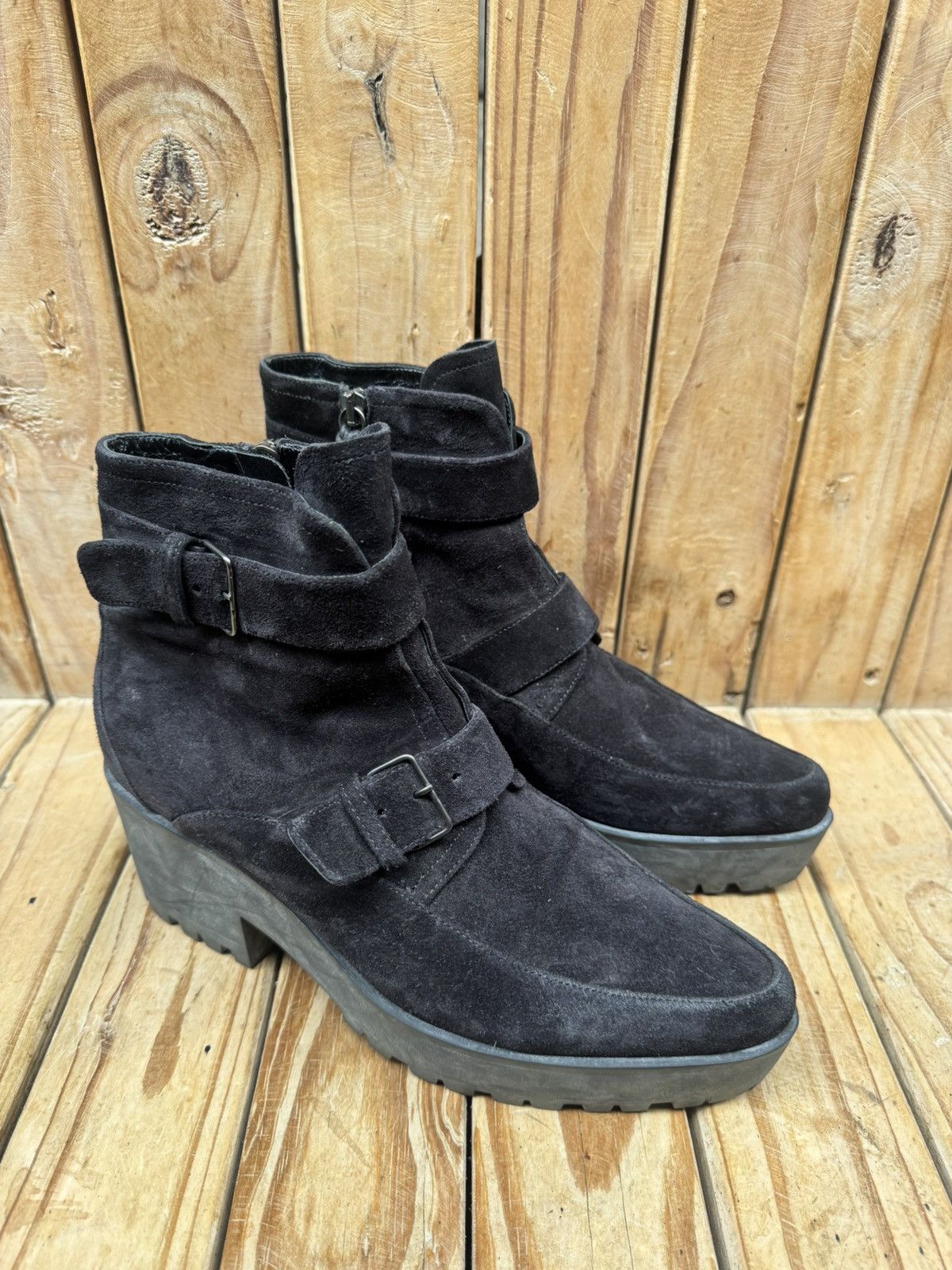 Miu Miu Miu miu heeled suede buckled boots Size US 7 / IT 37 - 19 Thumbnail