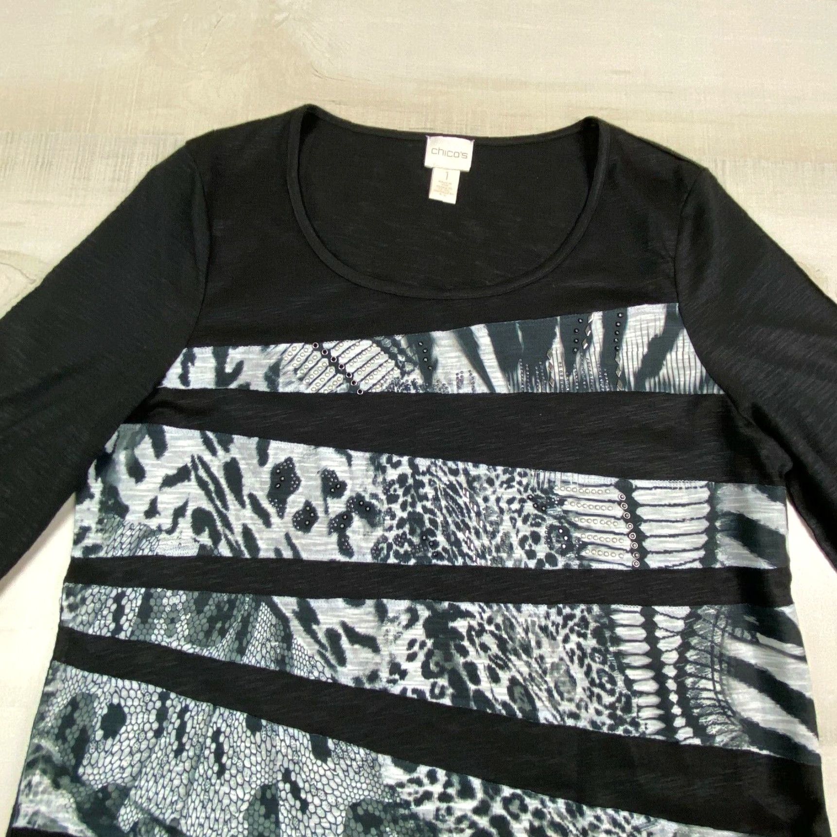 Vintage Chico's Women's Small Black Snakeskin Print 3/4 Sleeve Animal Print T-Shirt Size S / US 4 / IT 40 - 2 Thumbnail