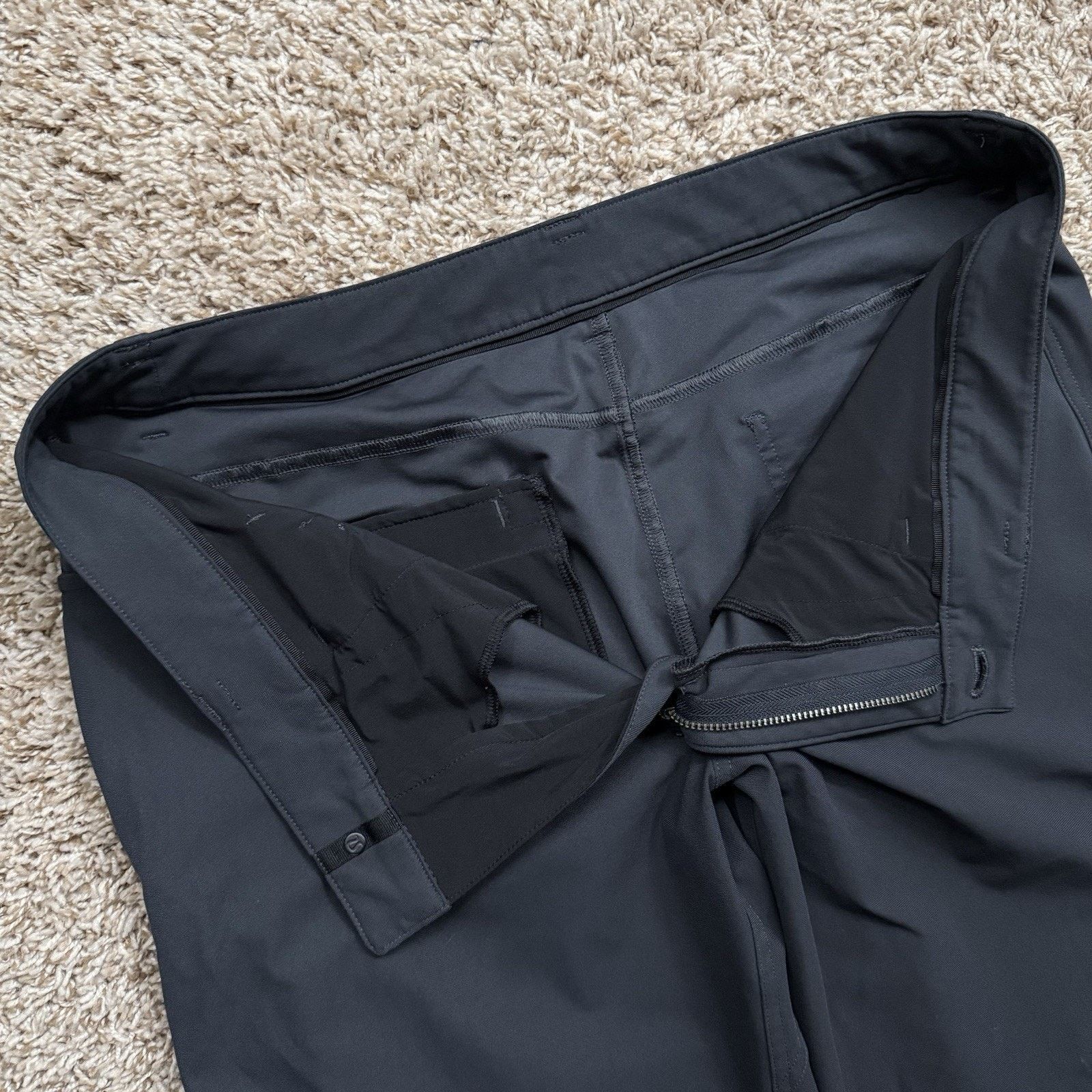 Lululemon LuluLemon ABC 5 Pocket Athletic Pants Black Chino Gym Casual Size US 34 / EU 50 - 3 Thumbnail