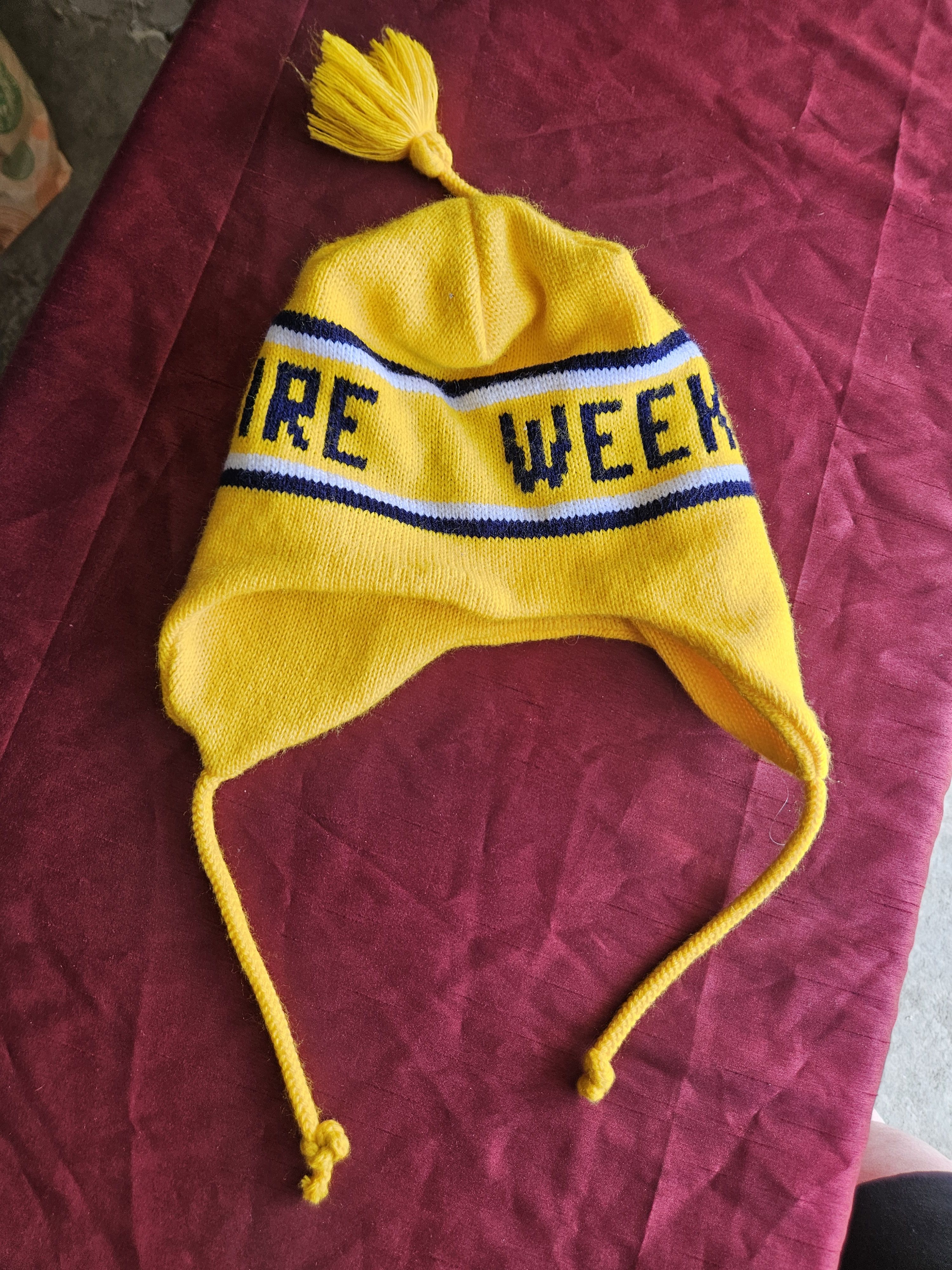 Other Vampire Weekend '00s Vintage Beanie College Hat Cap RARE! Size ONE SIZE - 13 Thumbnail