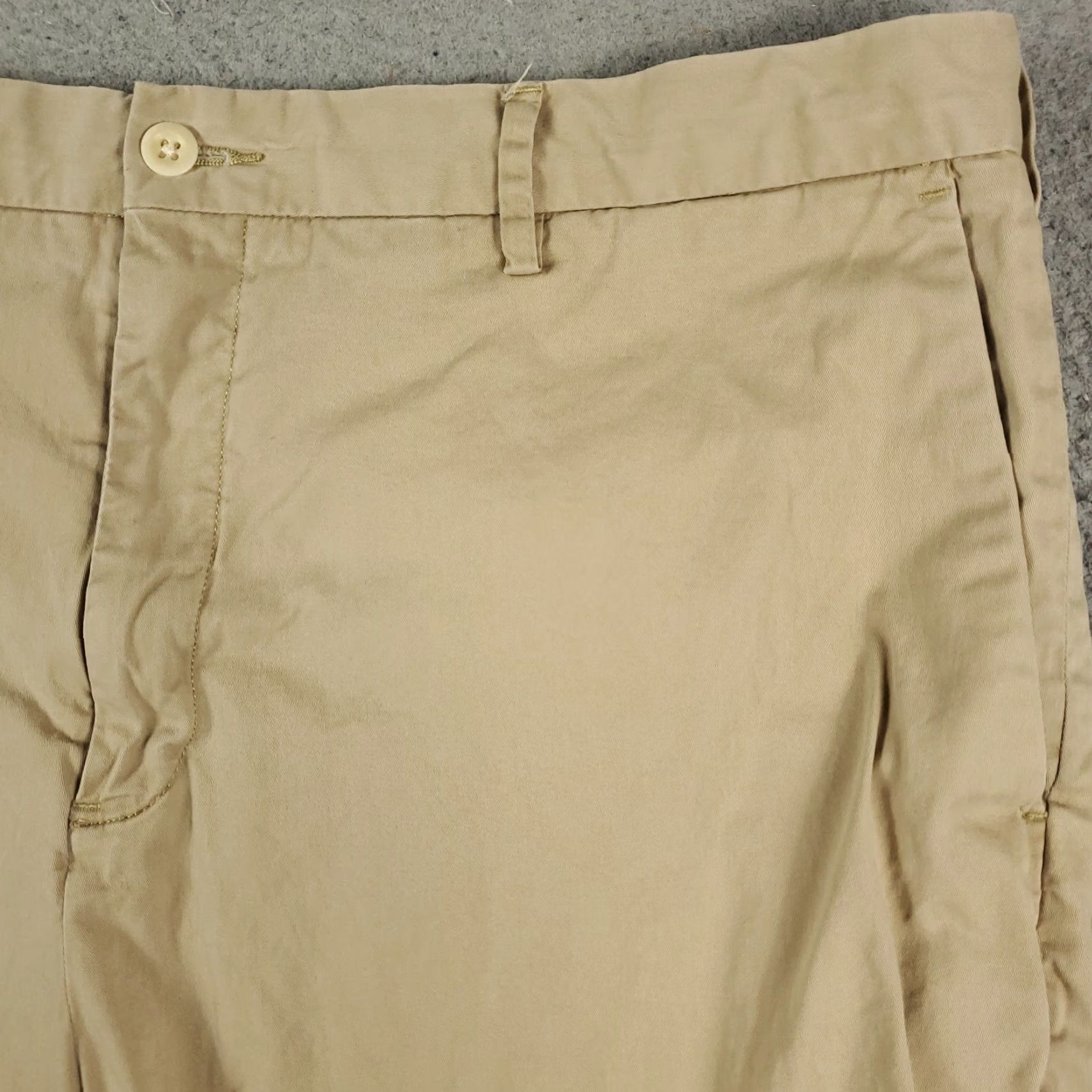 Ralph Lauren Ralph Lauren Chino Shorts Mens Size 40 Beige Cotton Flat Front Size US 40 / EU 56 - 3 Thumbnail