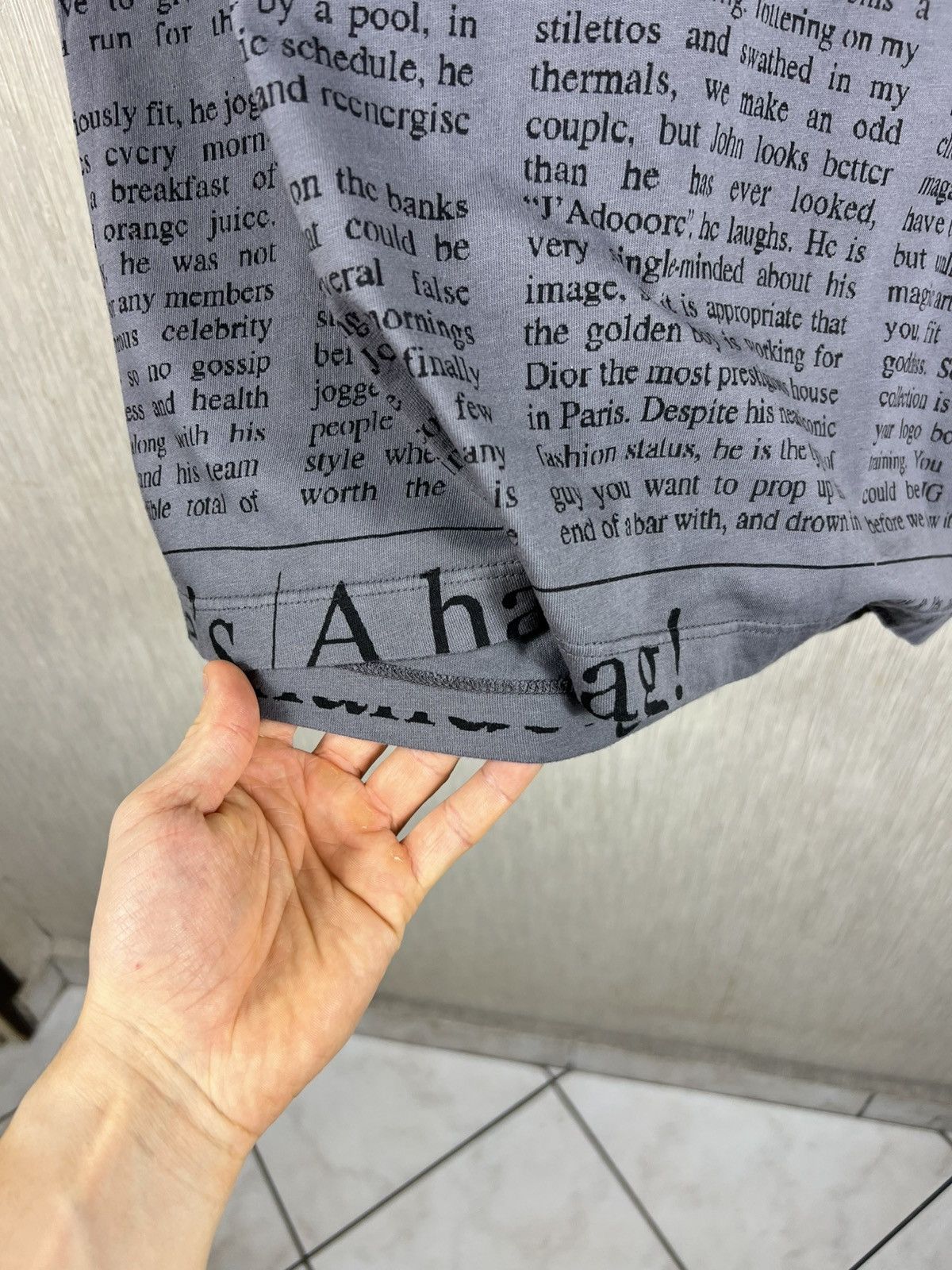 John Galliano John Galliano y2k newspaper gazette full print tee dior Size US XL / EU 56 / 4 - 14 Thumbnail