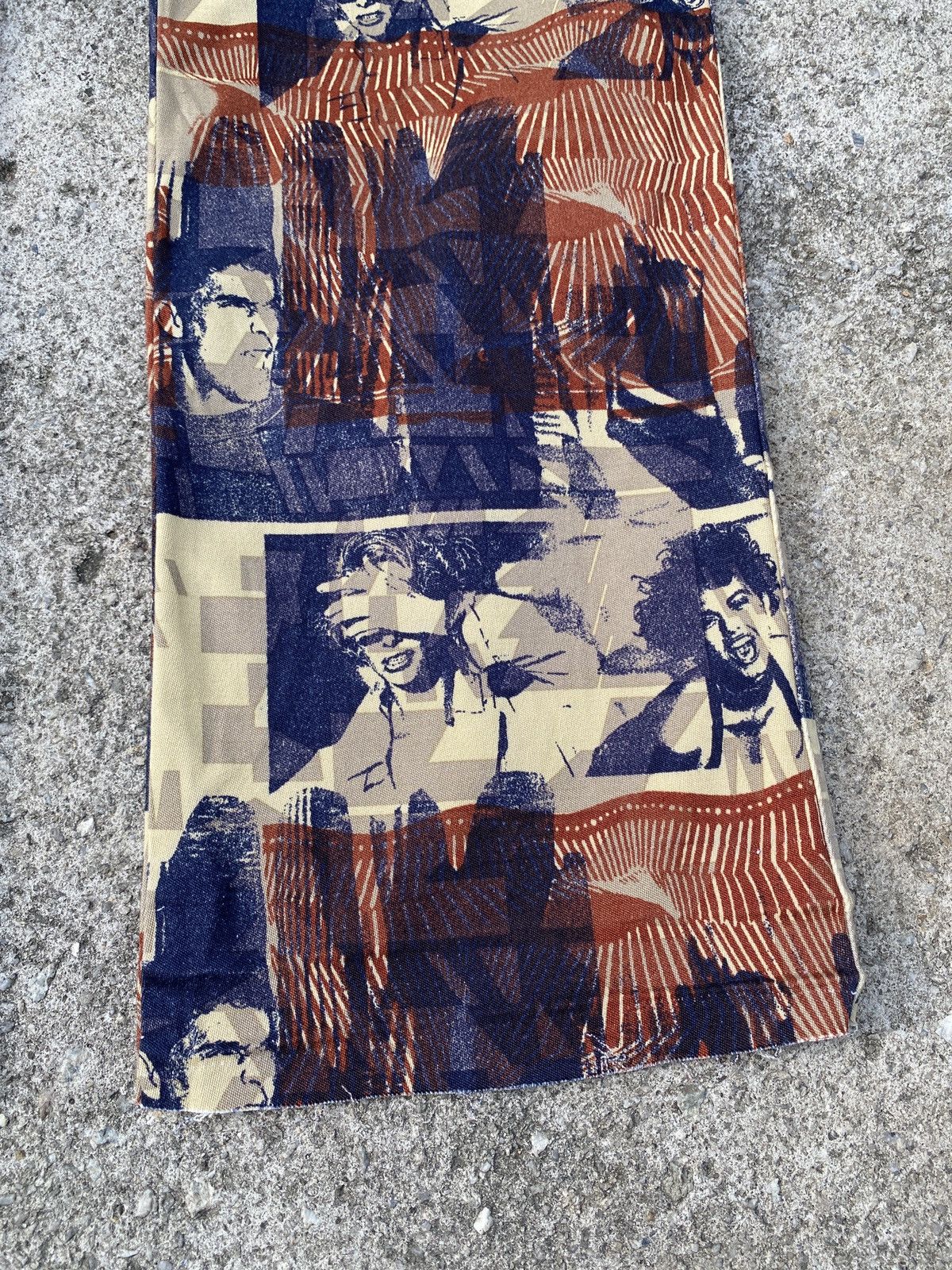 Hysteric Glamour × Japanese Brand × Jean Paul Gaultier Bat - su Japan Overprint Strechable Released Leg Pant Size US 29 - 5 Thumbnail
