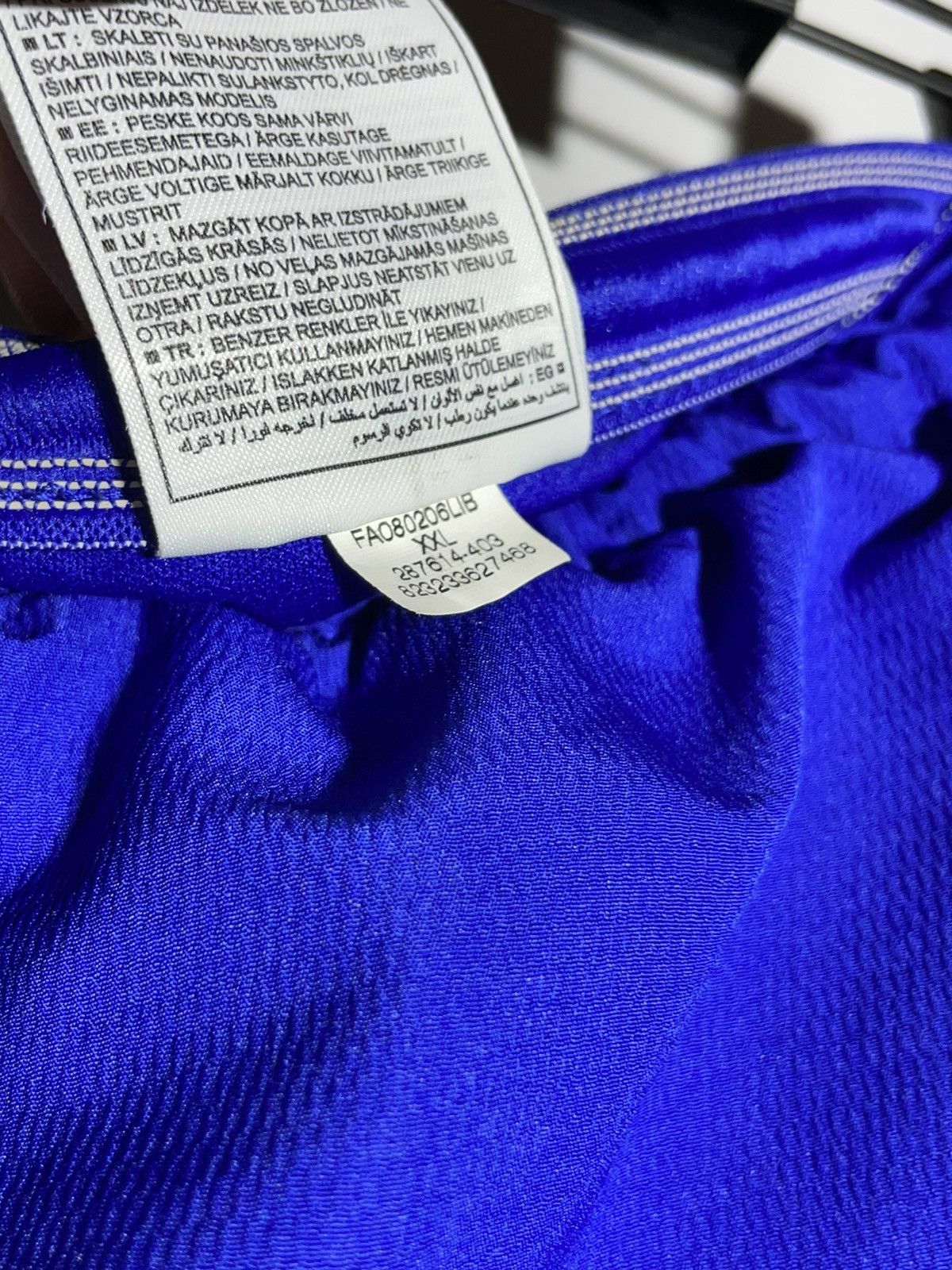 Nike × Vintage Manchester United Nike Vintage 40TH Anniversary Shorts Size US 42 / EU 58 - 9 Thumbnail