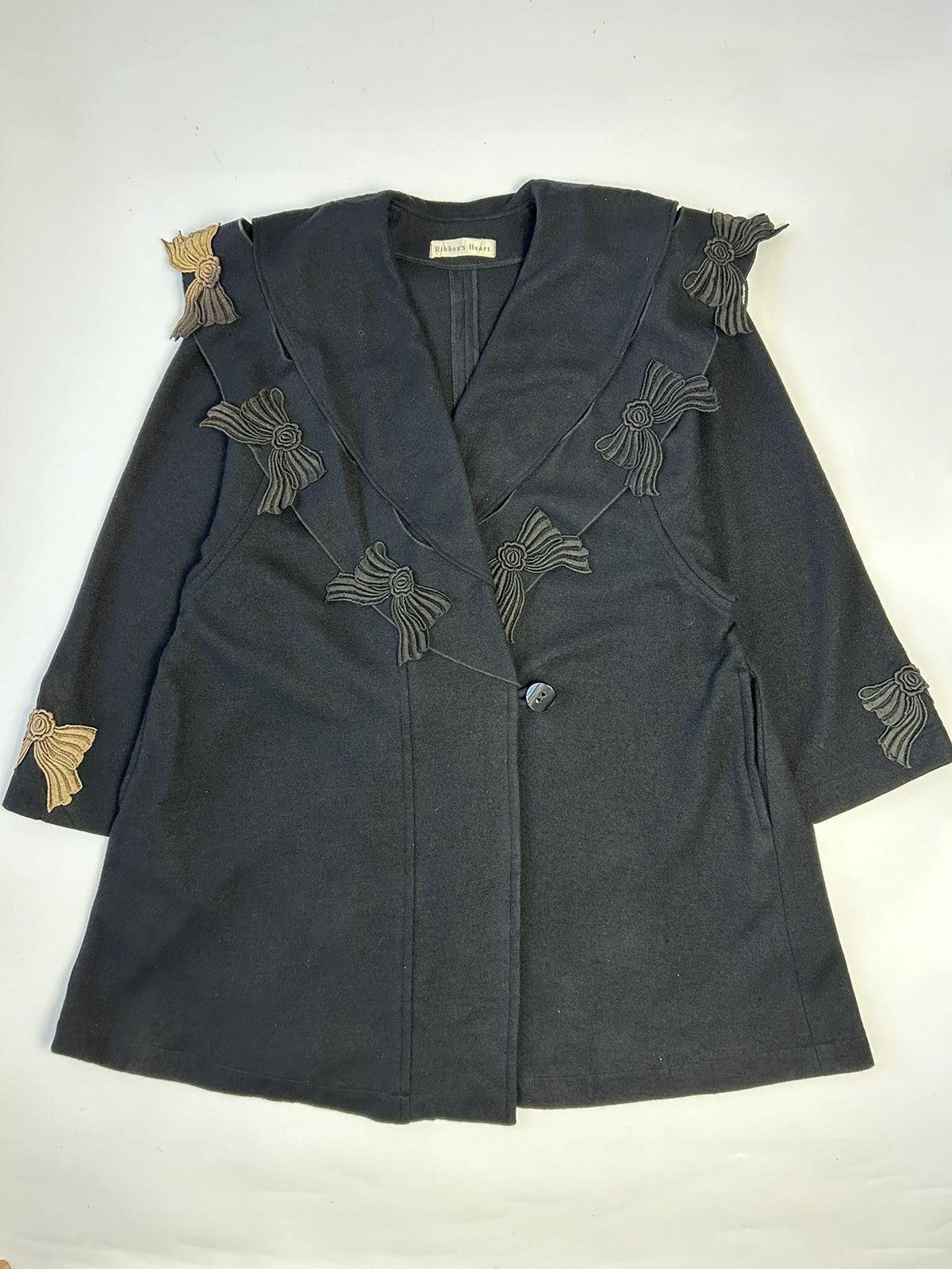 Japanese Brand RIBBON’S HEART WOOL LONG COAT Size ONE SIZE - 1 Thumbnail