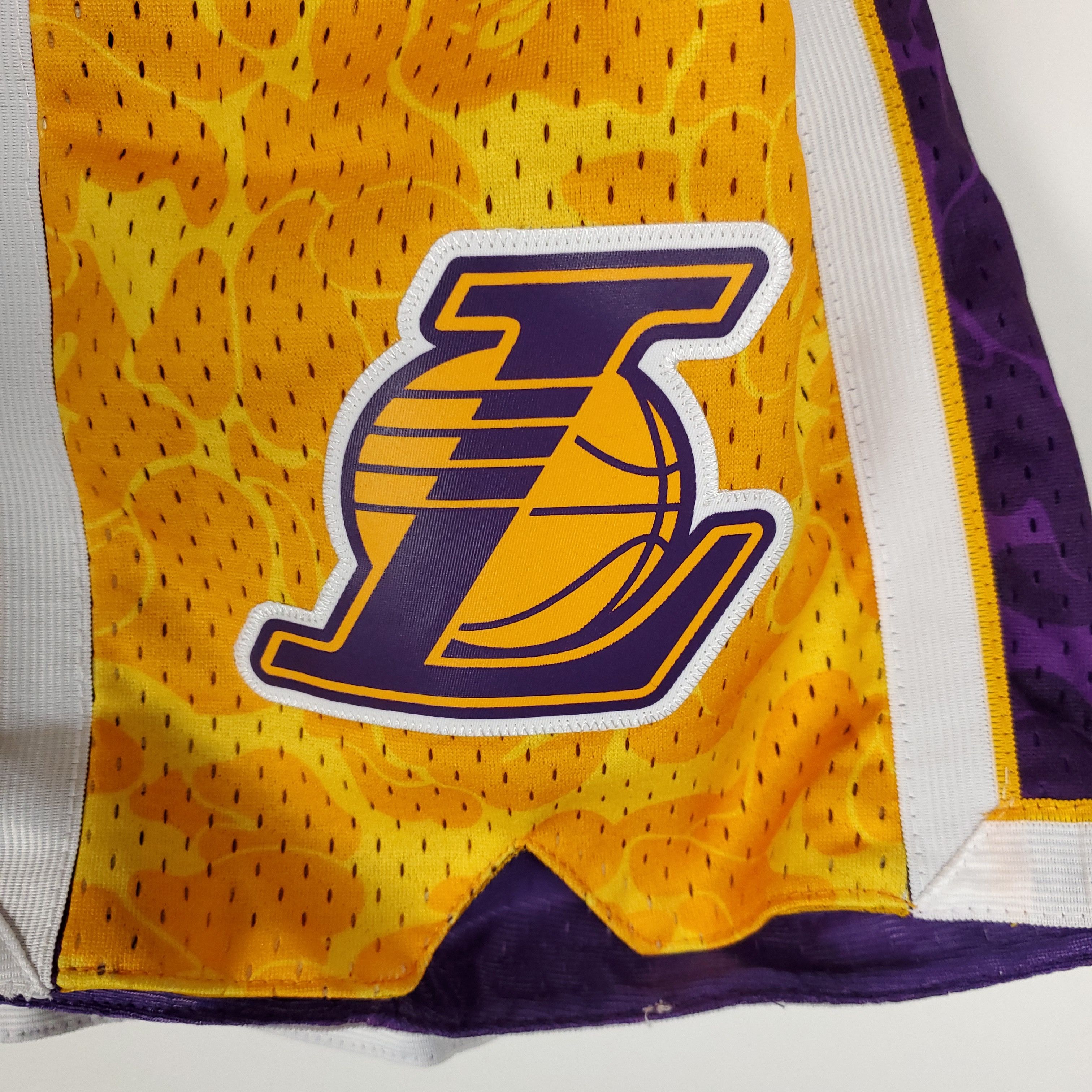 Bape × Mitchell & Ness Bape x Mitchell & Ness Lakers Shorts Size US 30 / EU 46 - 3 Thumbnail