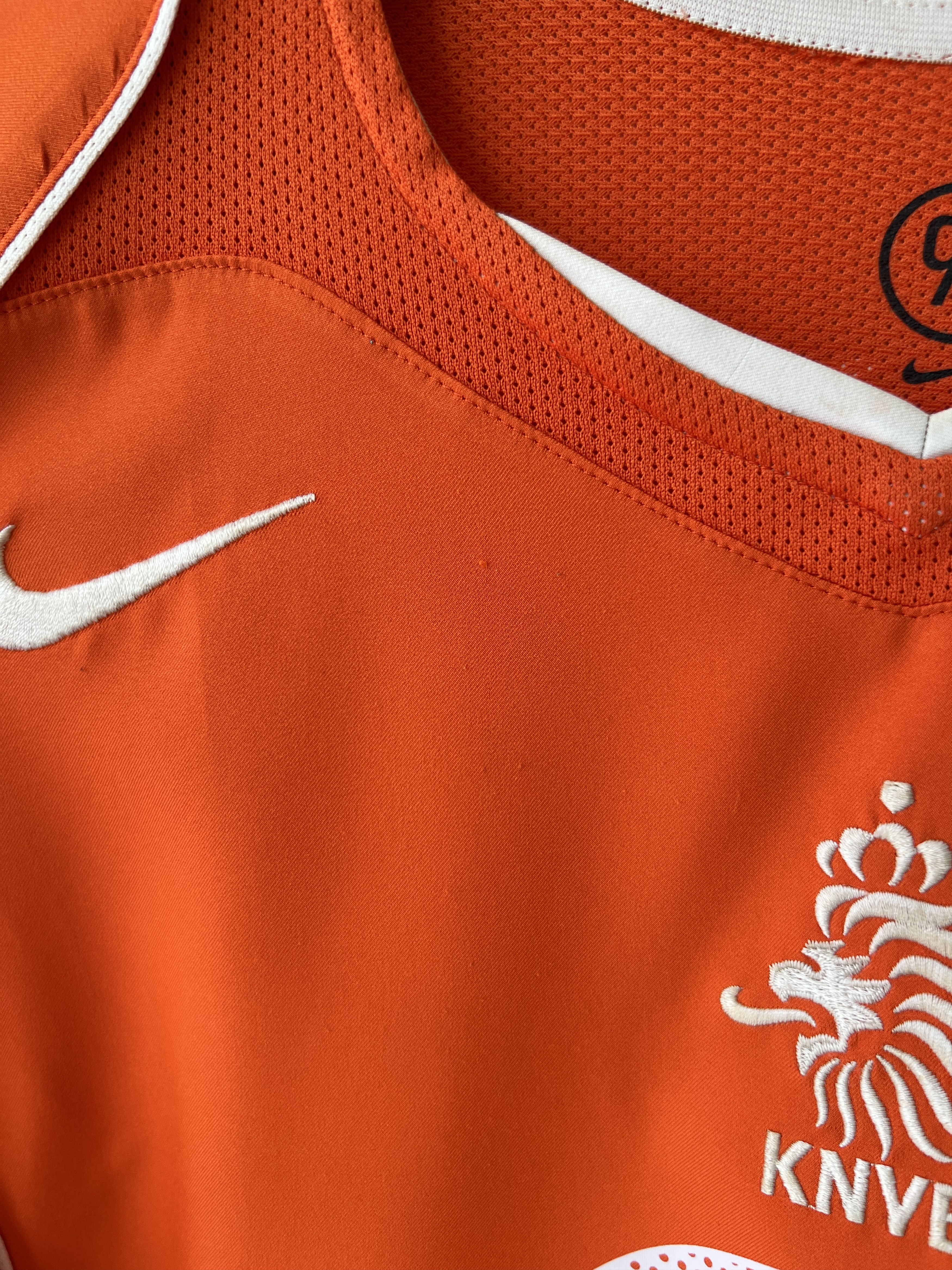 Nike (M) Holland 2004-06 Home Kit v. Nistelrooy #10 Size US M / EU 48-50 / 2 - 5 Thumbnail