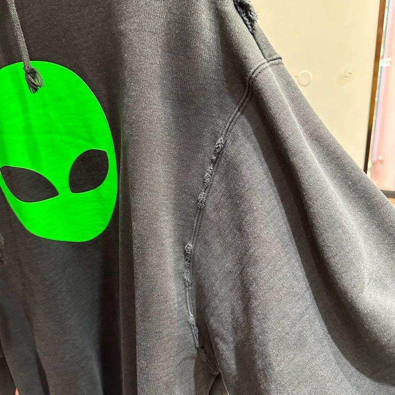 Balenciaga Balenciaga Alien Head Hoodie 2501-Nextarrow Size US XXS / EU 40 - 3 Thumbnail