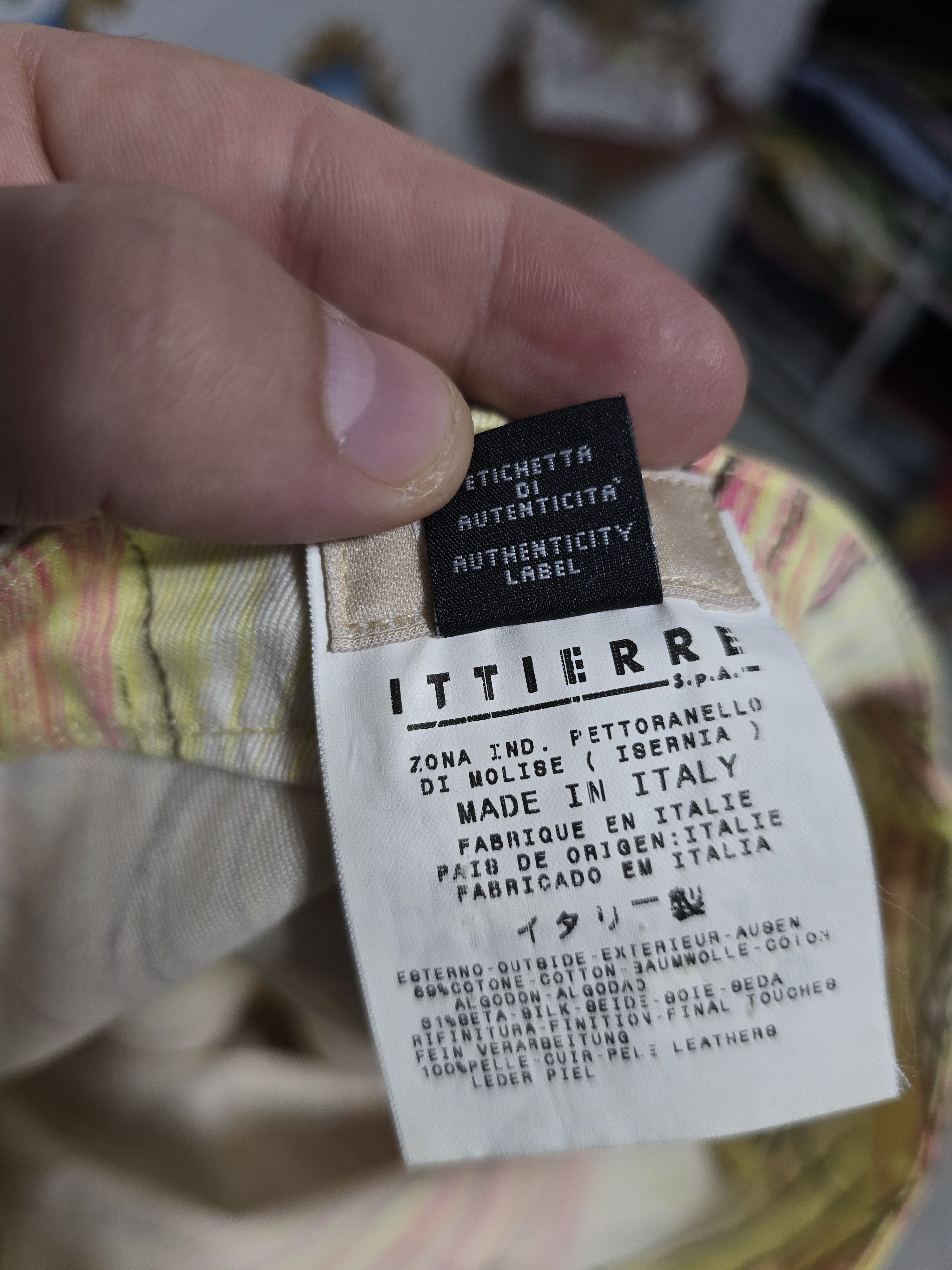 Versace VERSACE VERSUS ,100% silk & cotton,vintage 90' Size 26" / US 2 / IT 38 - 15 Thumbnail