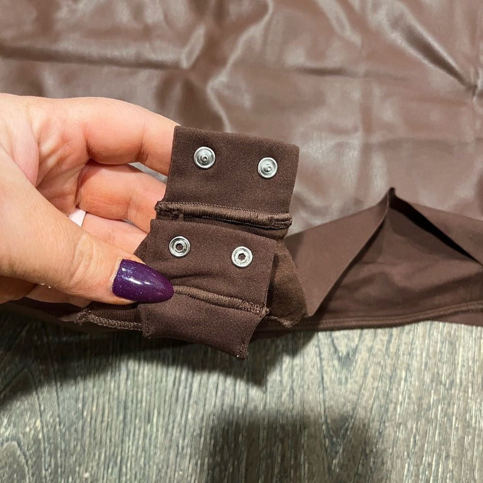 SKIMS NWT Skims Faux Leather Crew Neck Bodysuit r Raw Cut Cocoa 3X Size 3XL / US 20-22 - 2 Thumbnail