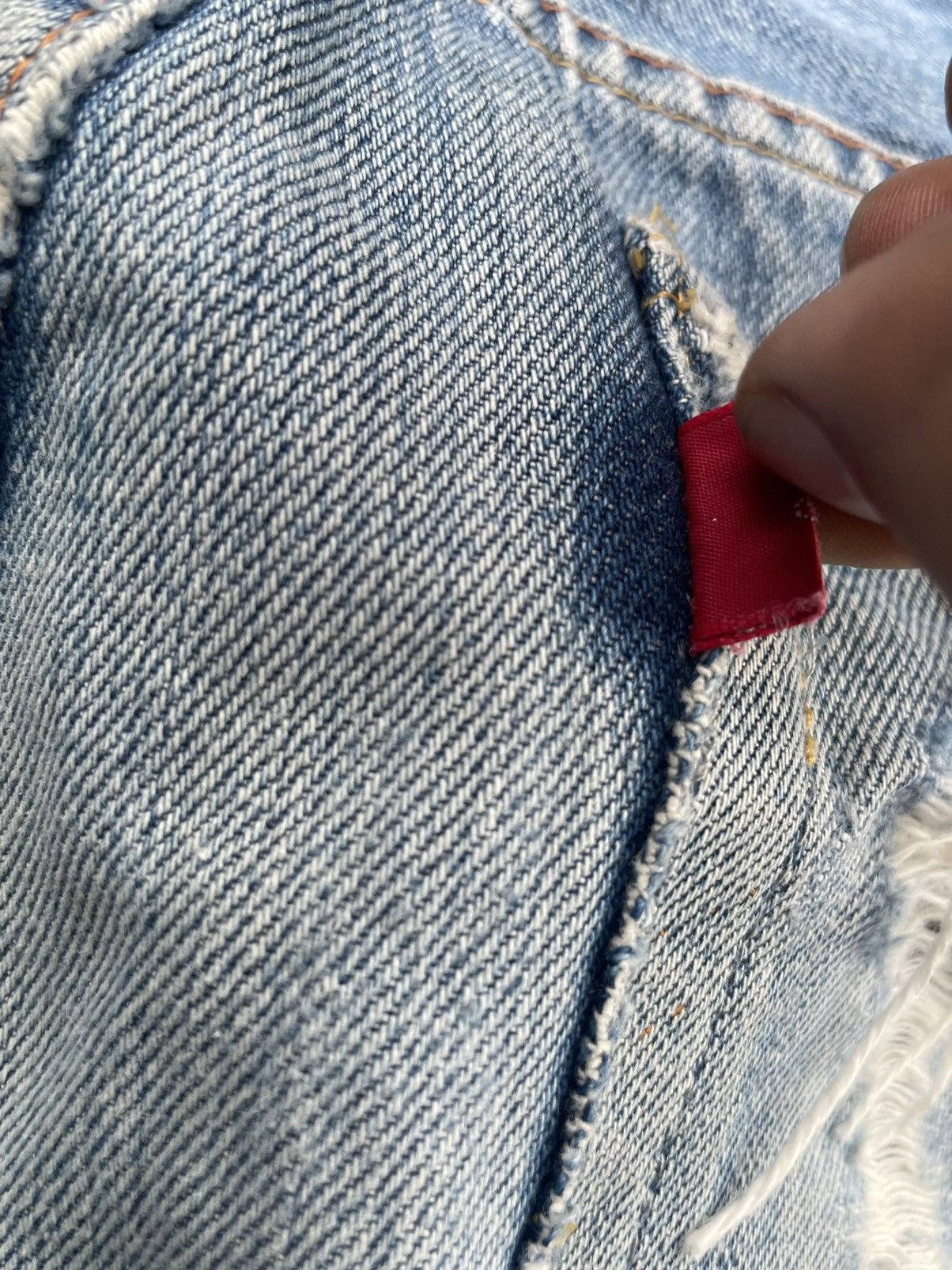 Levi's Vintage 1999 Levis 501 E 1944 Selvedge Distresed Size US 32 / EU 48 - 16 Thumbnail