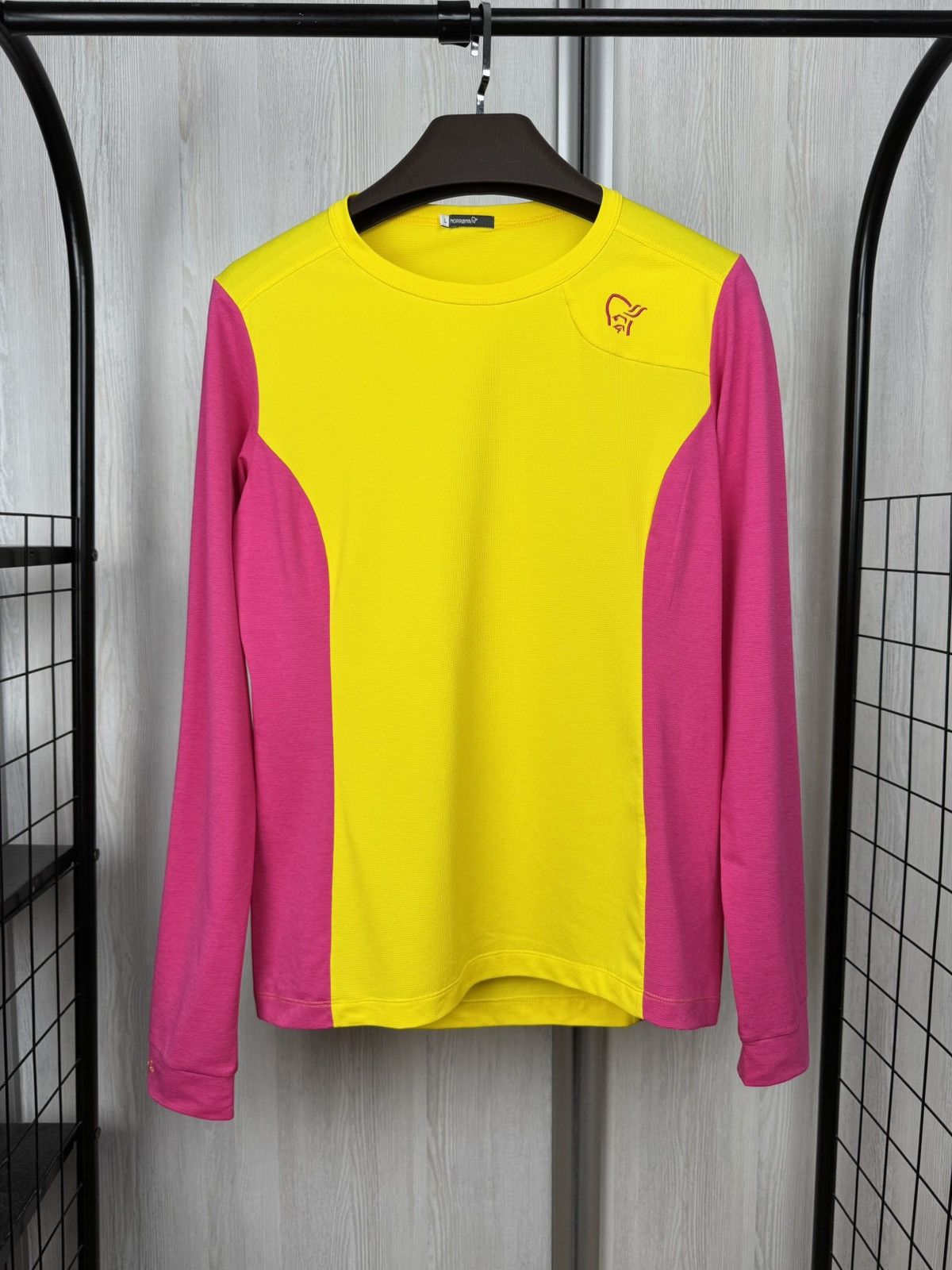 Norrona Norrøna Fjørå Equaliser Lightweight Long Sleeve Top Size L Size L / US 10 / IT 46 - 1 Thumbnail