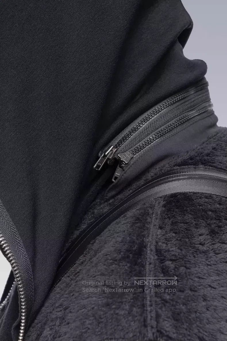 Acronym Acronym Black thick coat Size US S / EU 44-46 / 1 - 9 Thumbnail