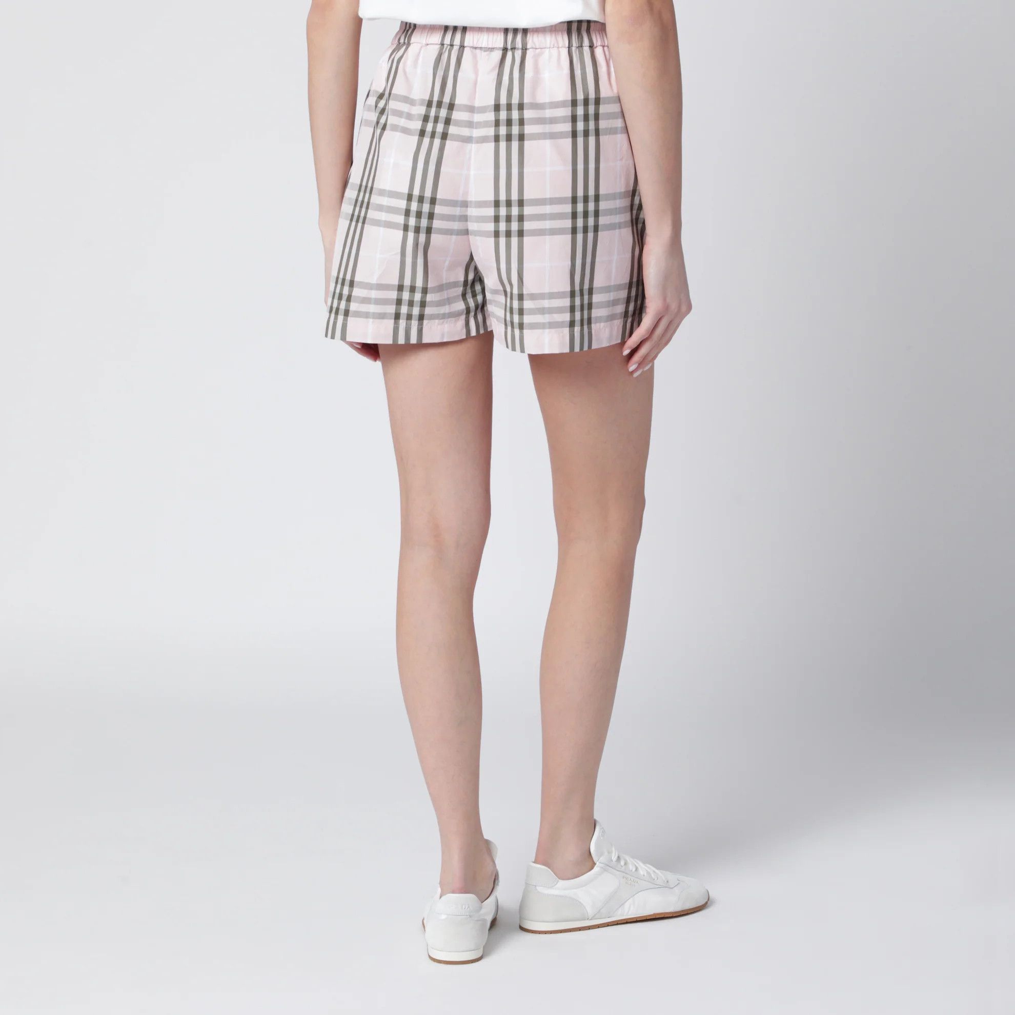 Burberry o1d2blof0426 Check Pattern Shorts in Multicolor Size 28" / US 6 / IT 42 - 3 Thumbnail
