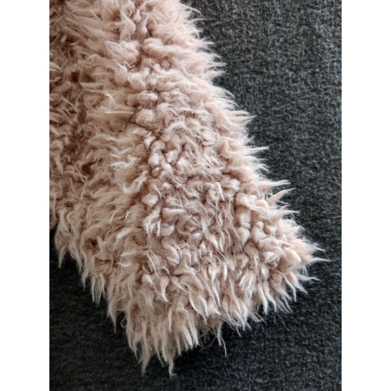 Vintage Romeo & Juliet Couture Jacket Women Faux Fur Beige Small Lining Polyester Fur Trim Casual Party/Cocktail Blended Fabric Lightweight Short Size S / US 4 / IT 40 - 6 Thumbnail