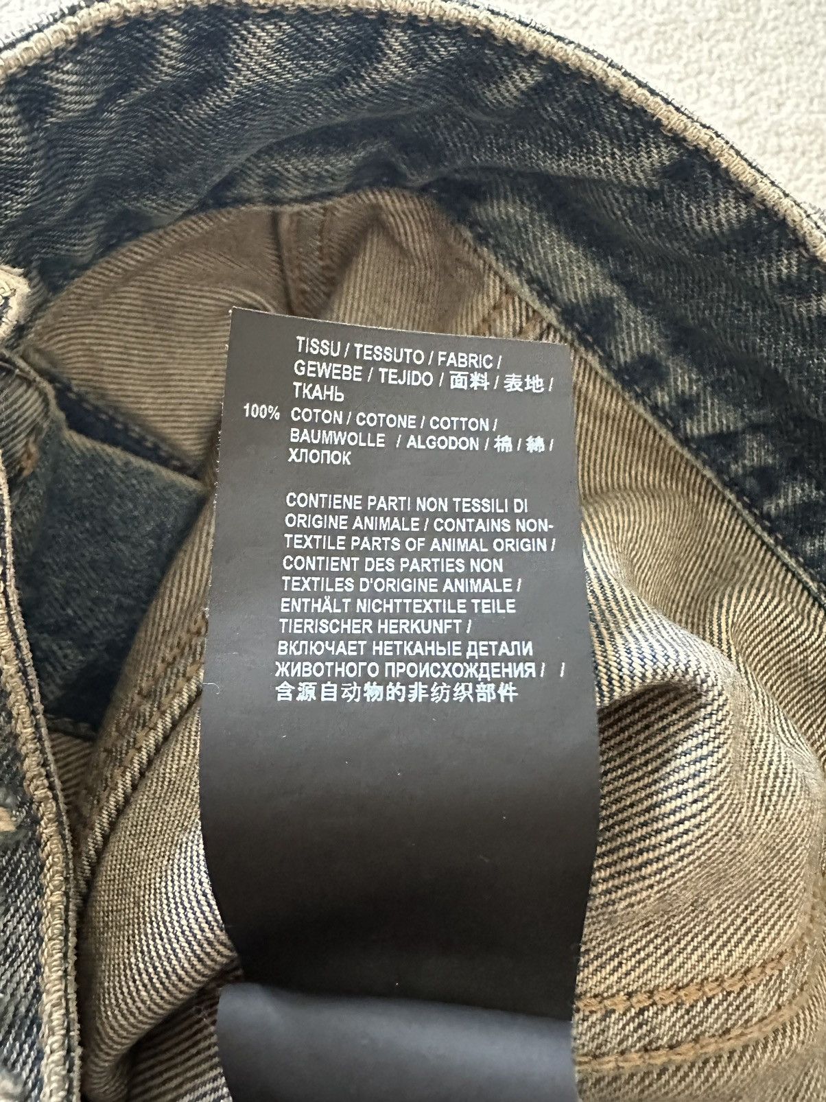 Saint Laurent Paris $1090 Saint Laurent destroyed distressed denim jacket BNWT L Size US L / EU 52-54 / 3 - 24 Thumbnail