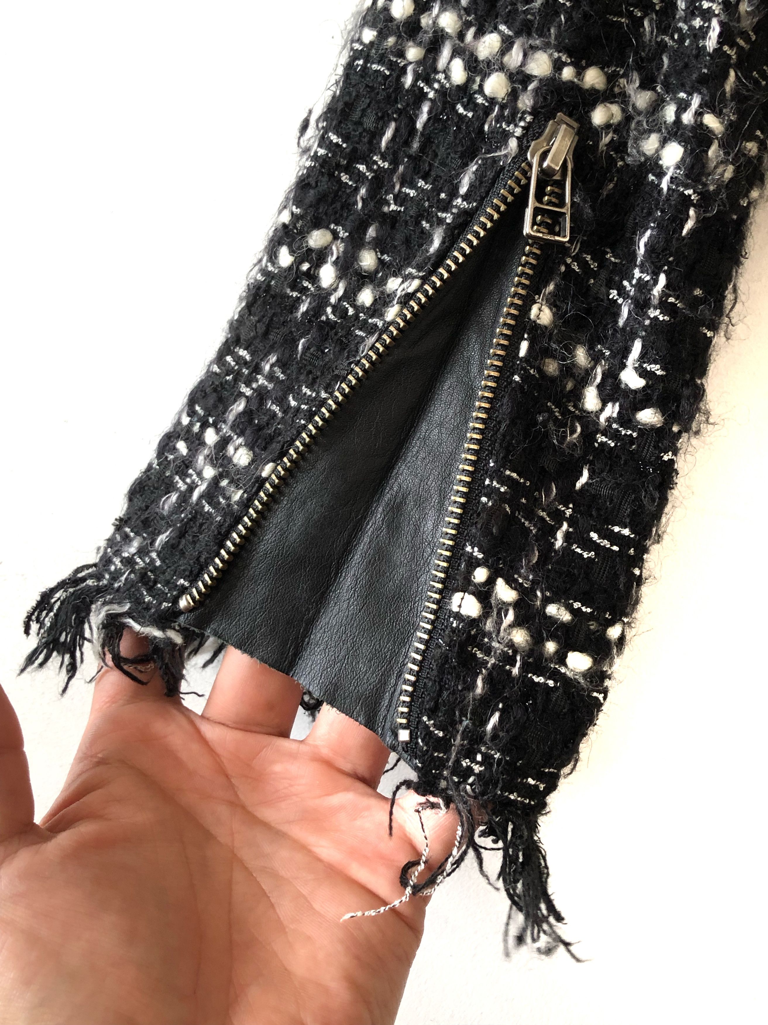 Japanese Brand RARE🔥JAPAN AULA AILA COW LEATHER TWEED STUDS DOUBLE COLLAR Size XS / US 0-2 / IT 36-38 - 13 Thumbnail