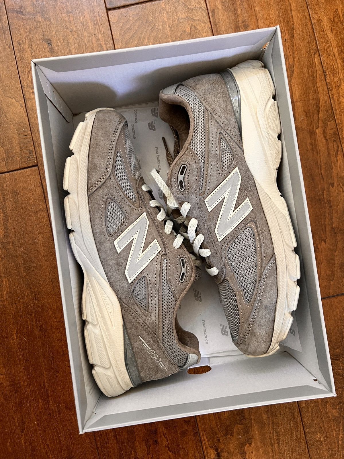 NEW BALANCE x KITH 990V4 MOONROCK