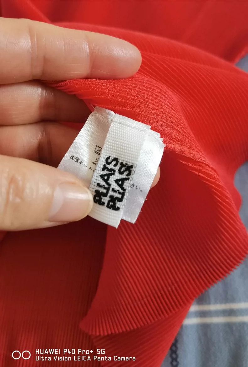 Issey Miyake issey miyake size：3 Red short sleeves 2506-Nextarrow Size XXS / US 00 / IT 34 - 5 Thumbnail