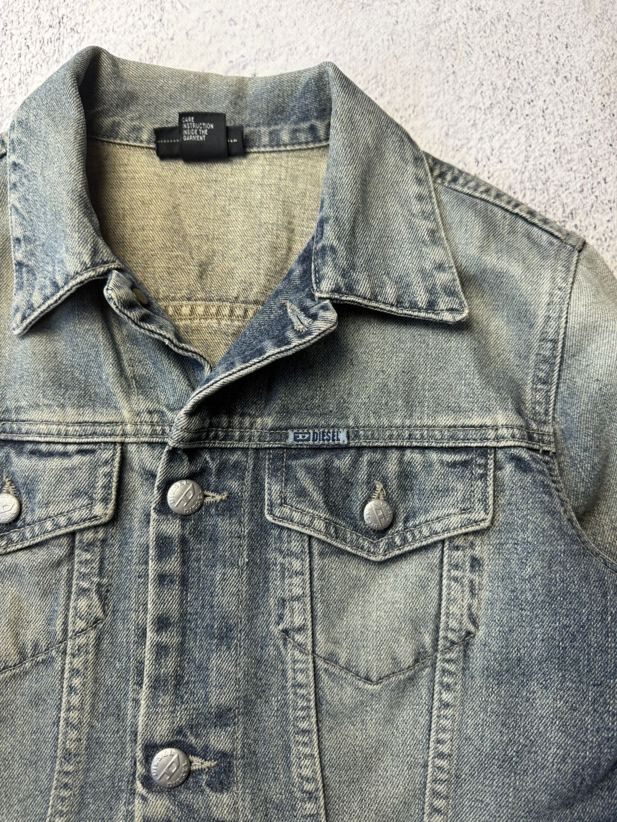 Diesel Vintage Women’s Diesel Denim Jacket Y2K Fabed Size M / US 6-8 / IT 42-44 - 9 Thumbnail