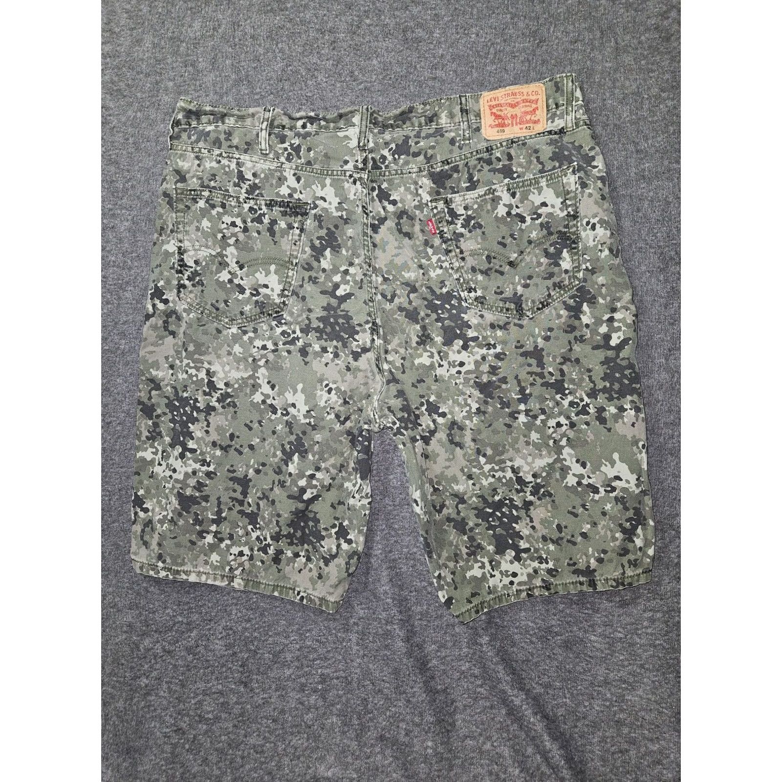 Levi's Levi's Bermuda Shorts Mens 42 Green Camouflage Denim Relaxed 5-Pocket Pockets Summer Casual Bermuda Shorts Size US 42 / EU 58 - 5 Thumbnail
