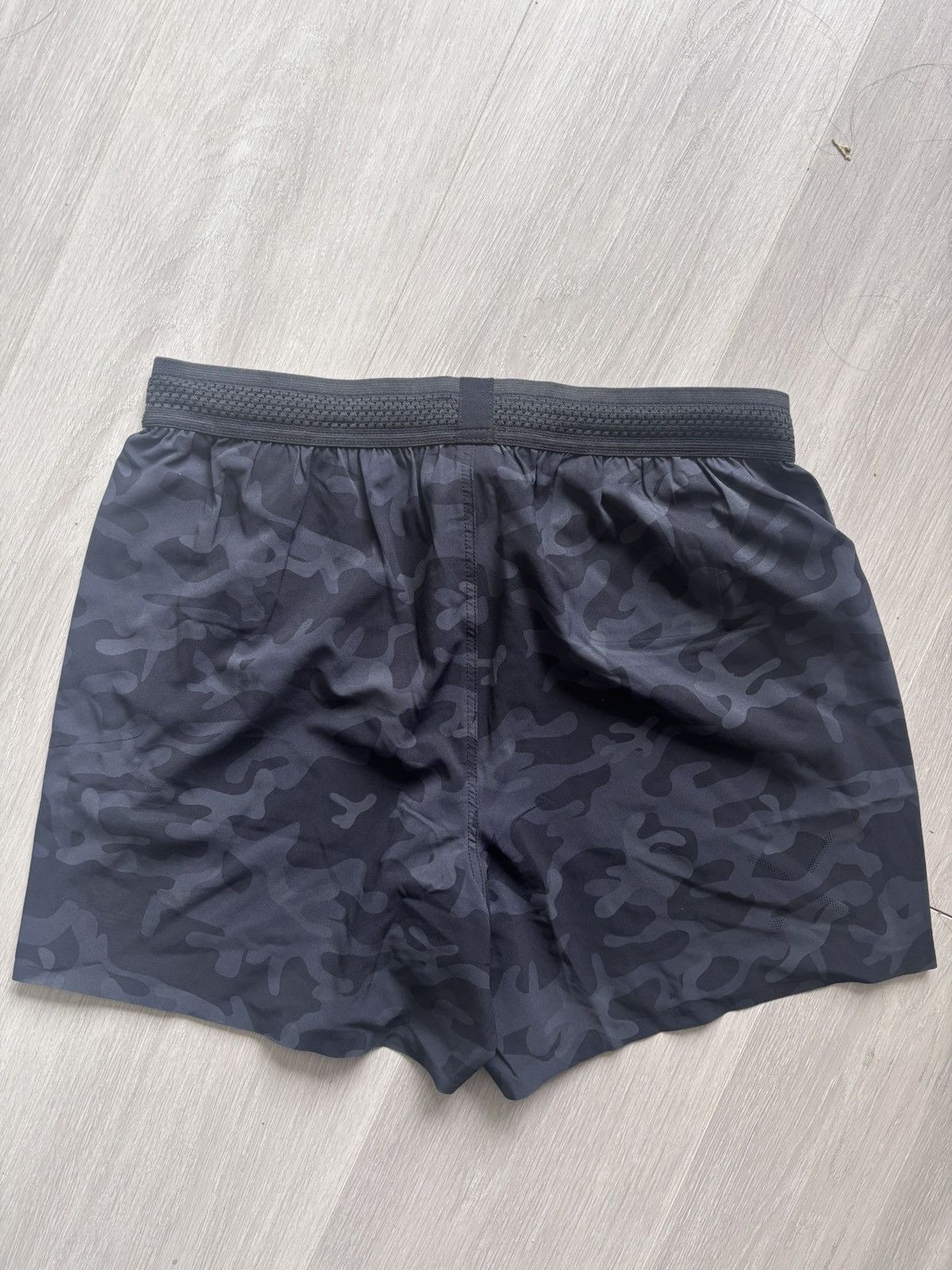 Ten Thousand Session Short - Black Camo / No Liner 5 inches. Size US 32 / EU 48 - 3 Thumbnail