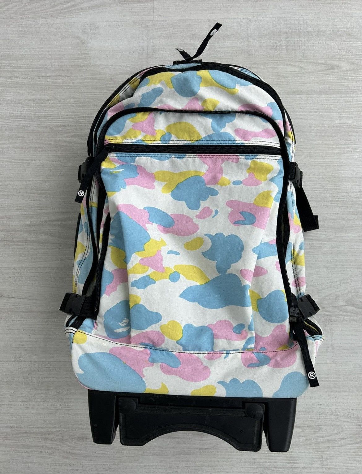 Bape VERY RARE OG 2006 A BATHING APE COTTON CANDY LUGGAGE Size ONE SIZE - 4 Thumbnail