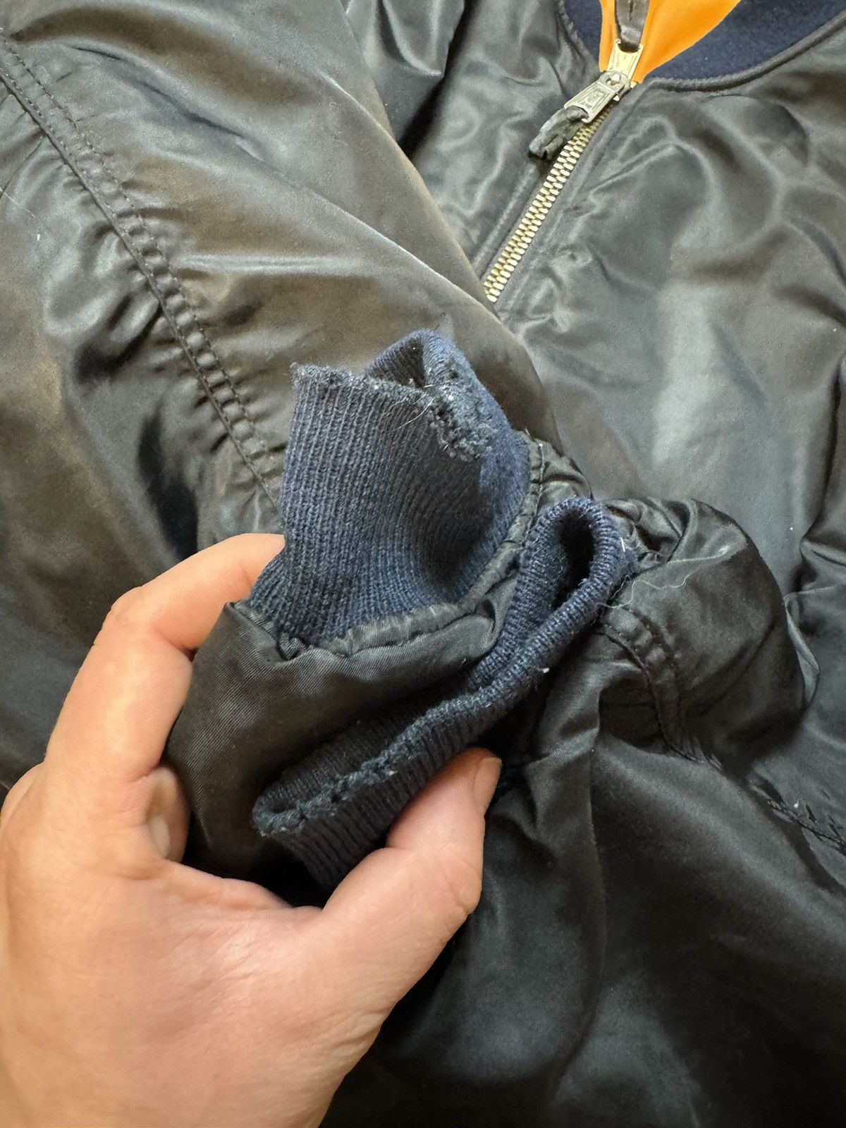 Vintage Vintage Y2K Military MA-1 Distressed Balenciaga Style Bomber Size US L / EU 52-54 / 3 - 13 Thumbnail