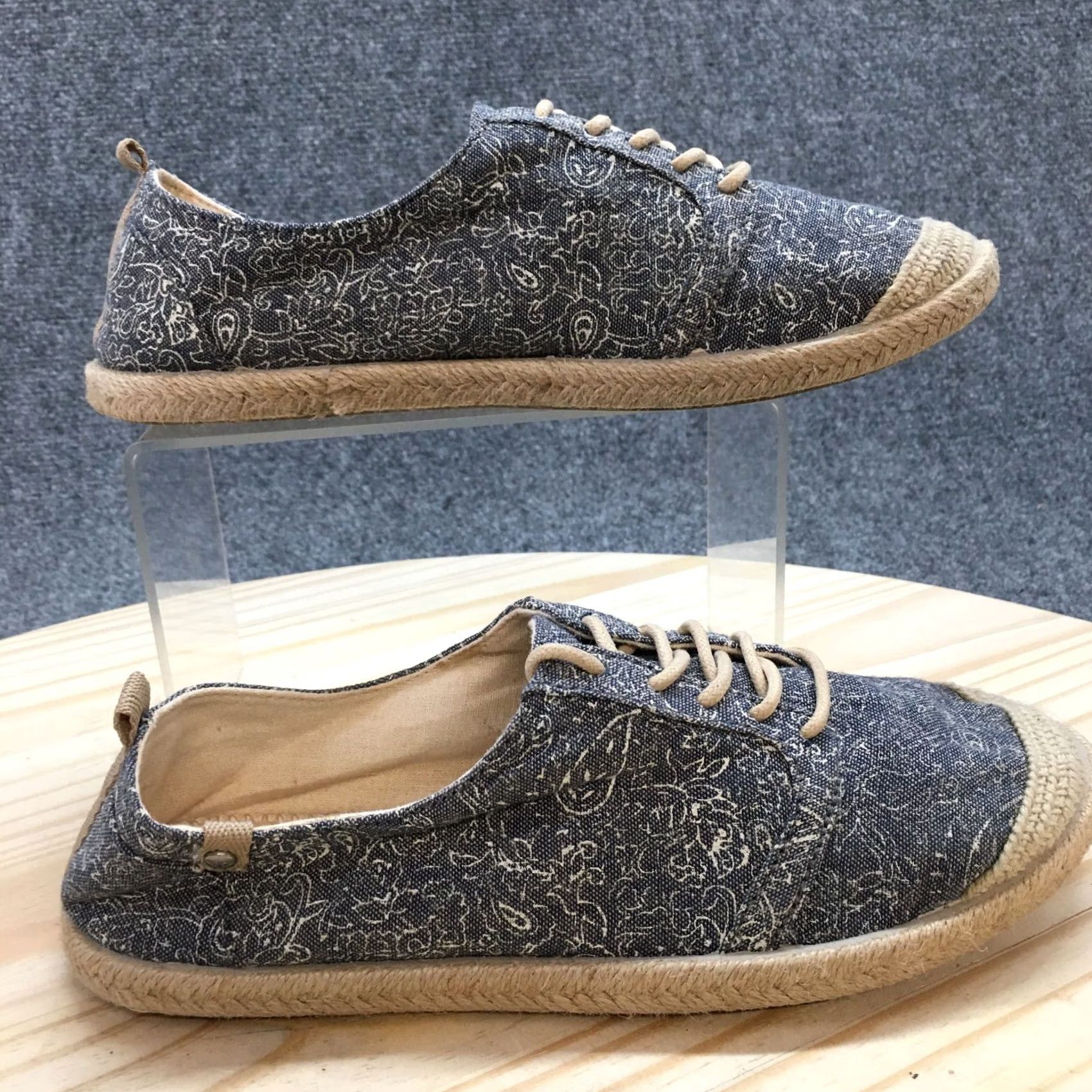 Vintage ROXY Espadrille Womens 7.5 Blue Flora Paisley Lace Up Casual Comfort Shoes Size ONE SIZE - 2 Thumbnail