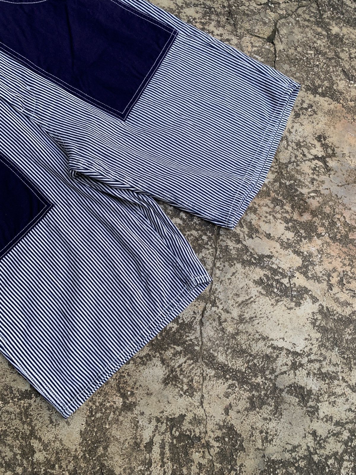 GU × Japanese Brand × Uniqlo Global Uniqlo GU Hickory Stripe Fatigue Shorts Size 33" - 5 Thumbnail
