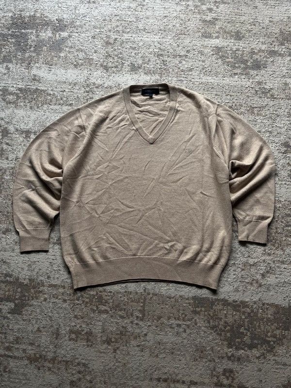 Burberry Burberry London Sz 4 / S V-Neck Sweater Size US S / EU 44-46 / 1 - 1 Thumbnail