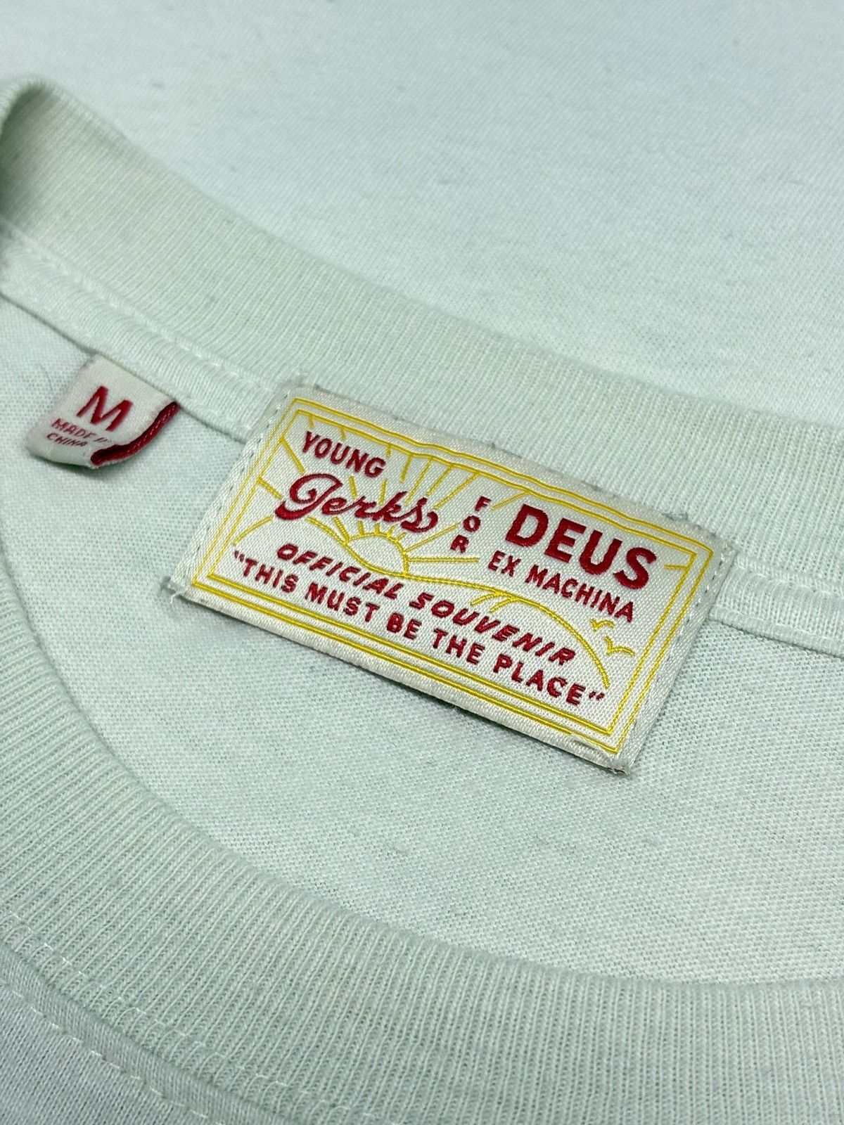 Deus Ex Machina Deus Ex Machina Streetwear White T-Shirt Size US M / EU 48-50 / 2 - 11 Thumbnail